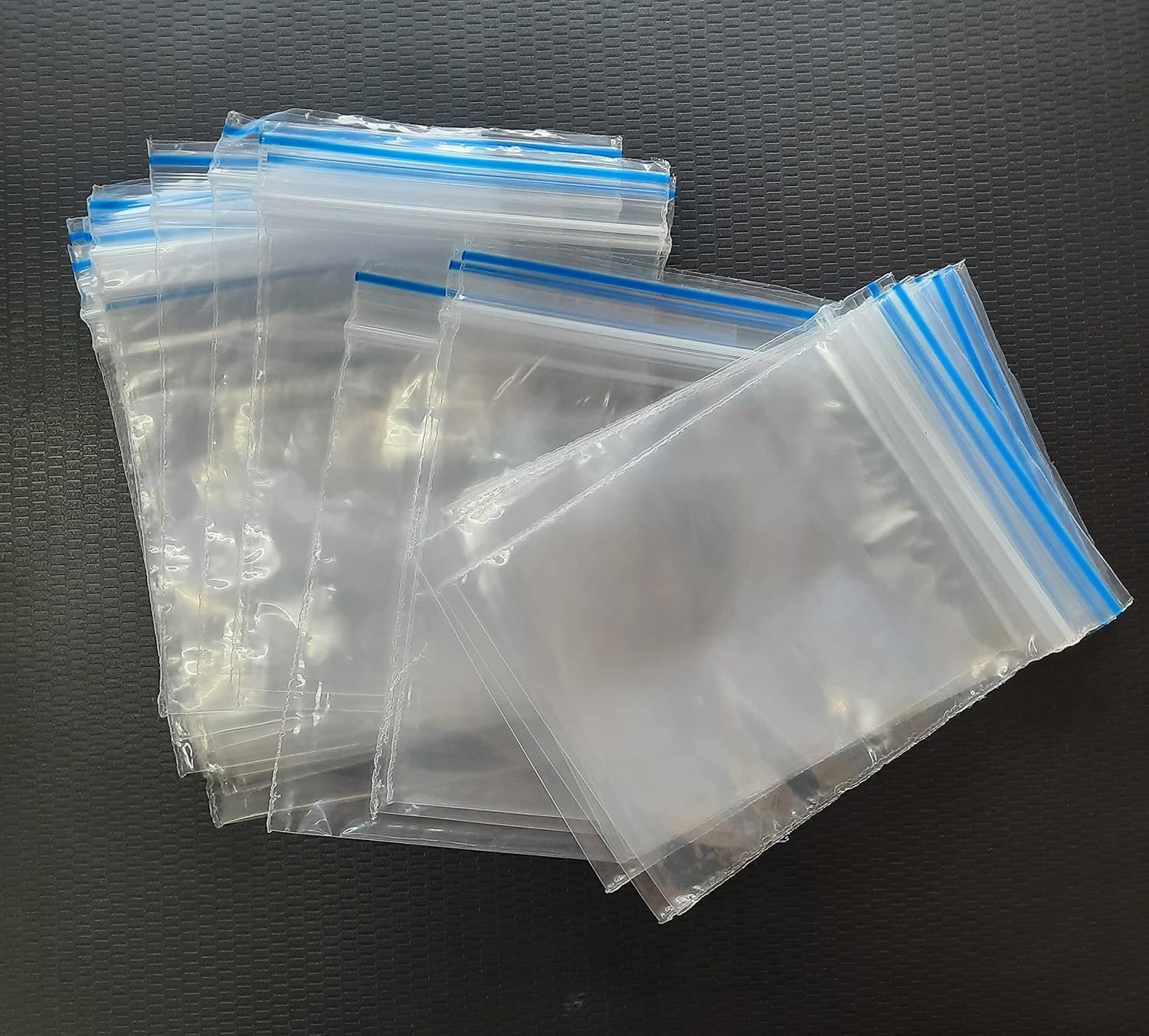 Webshoppers Transparent Zip Lock/Zip Seal Small Plastic Pouch Resealable/Reusable Storage Bag for Seeds, Samples Small Jewellery items (4x inch x 5 inch) (100) (B0CLJTPSJG) Amazon Price History, Amazon Price Tracker