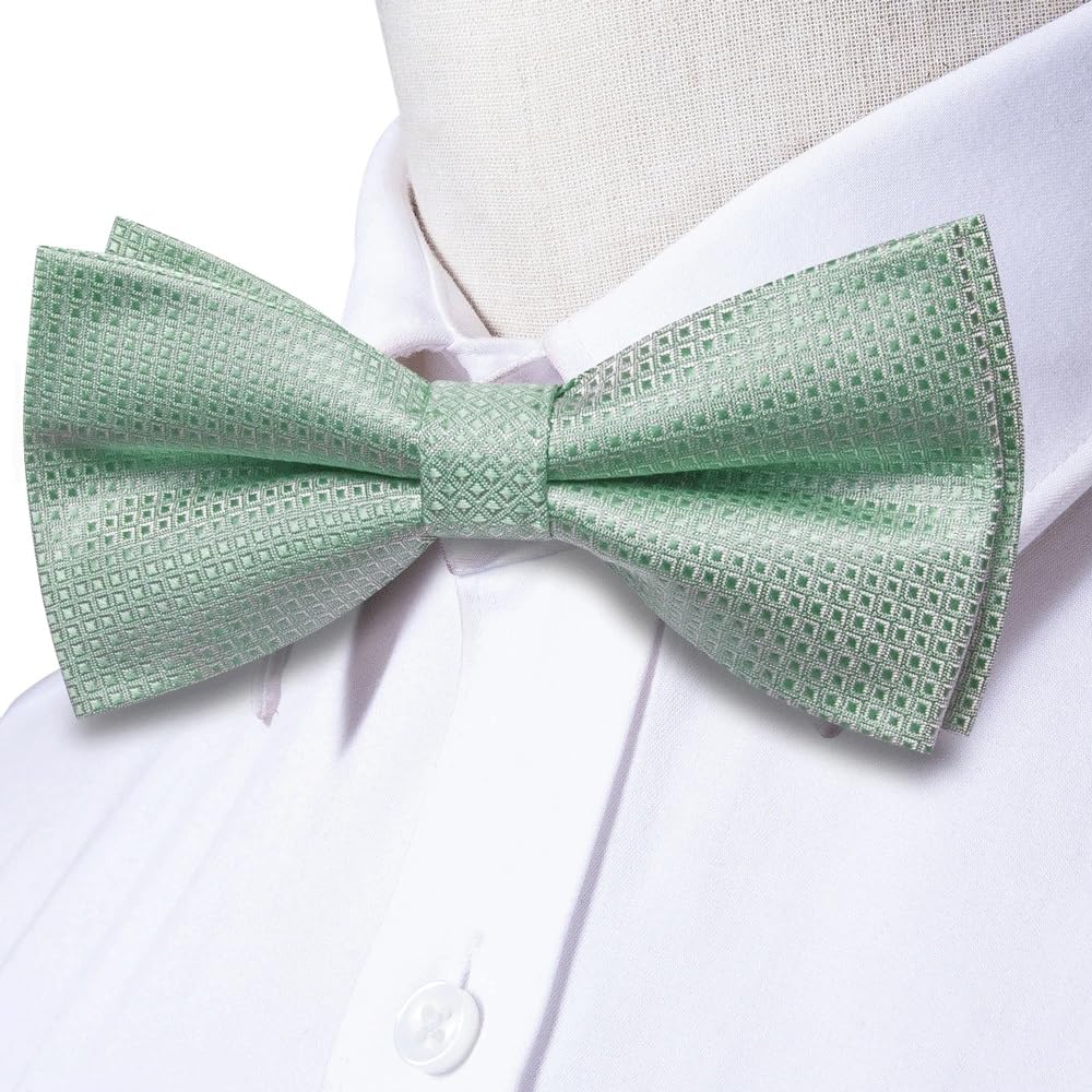 JFDBGU Hankerchief Cufflink Pre-tied Silk Knot Bowtie for Male Business Party Solid Bow Tie