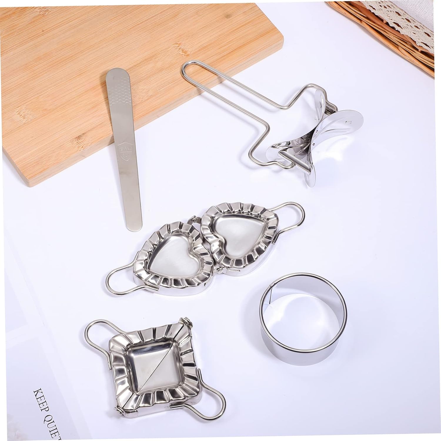 2sets Dumpling Maker Mold with Dough Cutter Stuffing Spoon Use Pierogi Press for Homemade Dumplings Ravioli and Empanadas Family Cooking
