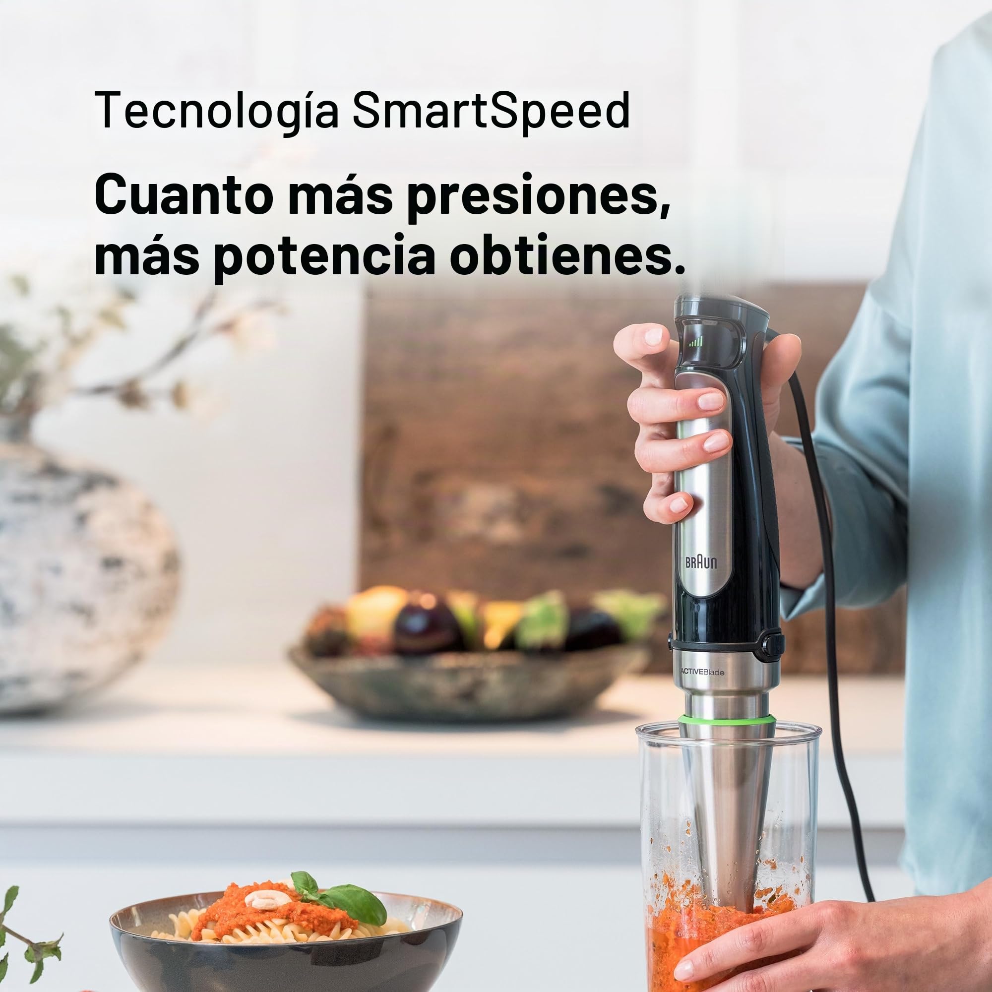 Braun Minipimer 7 - Batidora de Mano con Tecnología SplashControl, Sistema ActiveBlade para Alimentos Duros, Selección de Velocidad, Jarra Batidora 1,25L, Picadora, Vaso 600mL, 1000W, Negro (MQ7045X)