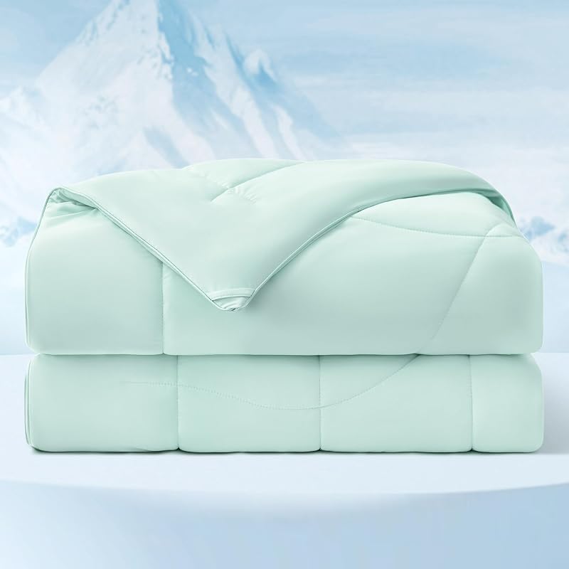 Bedsure Cooling Comforter King Size - Cooling Blankets for Hot Sleepers, Lightweight Comforter for Summer with Dual-Sided Cool Tech, Soft Breathable Cold Blanket for Sleeping, Green, 102x90 Inches