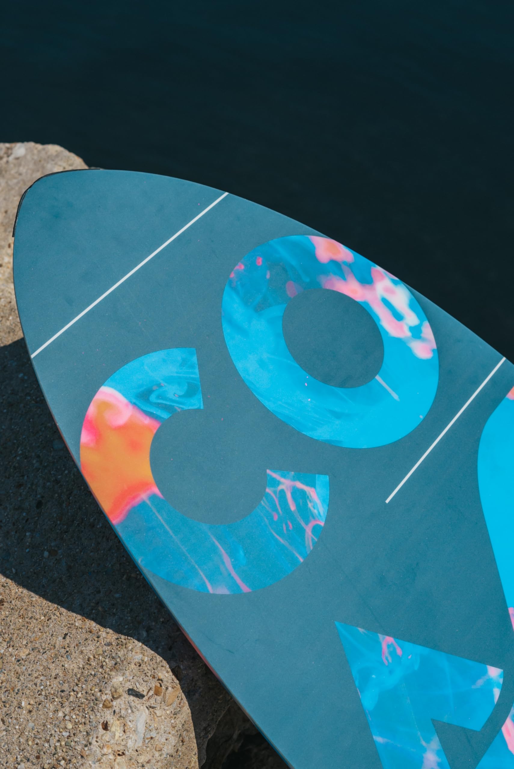 Coasto - Wakesurf Onyx PB-CWKSONYX - Planche Légère, Confortable et Pratique - Stable, Rapide et Agréable à Manier - 3 Ailerons - Riders Débutants à Intermédiaires - Charge Maximale 90kg - 160 x 50 cm