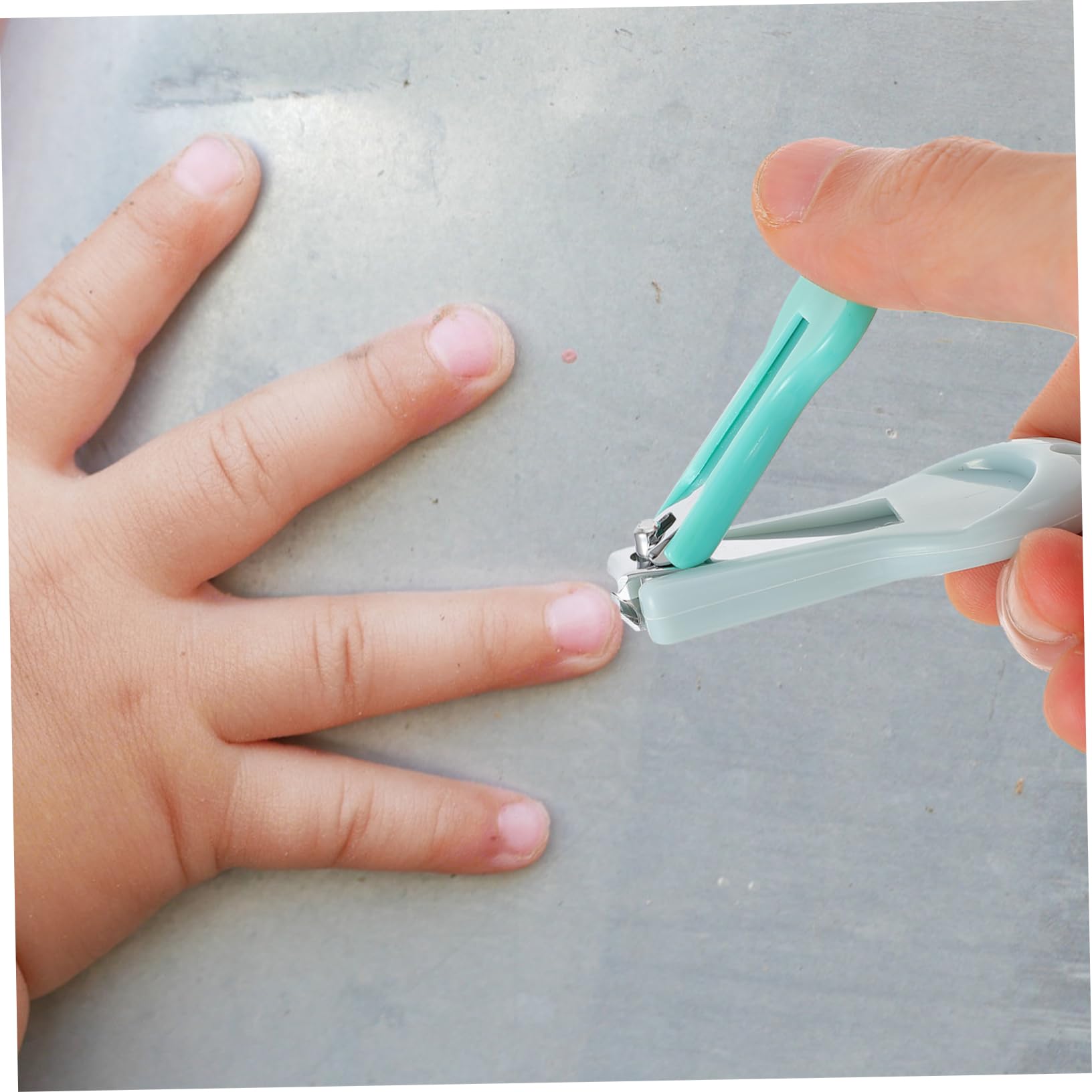 TOYANDONA 12pezzi Kit Manicure Neonatale Tagliaunghie Pinzette Per Unghie Con Custodia Sicuro e Ergonomico Strumento Per La Delle Unghie Dei Ragazzo Ragazza Realizzato Inossidabile