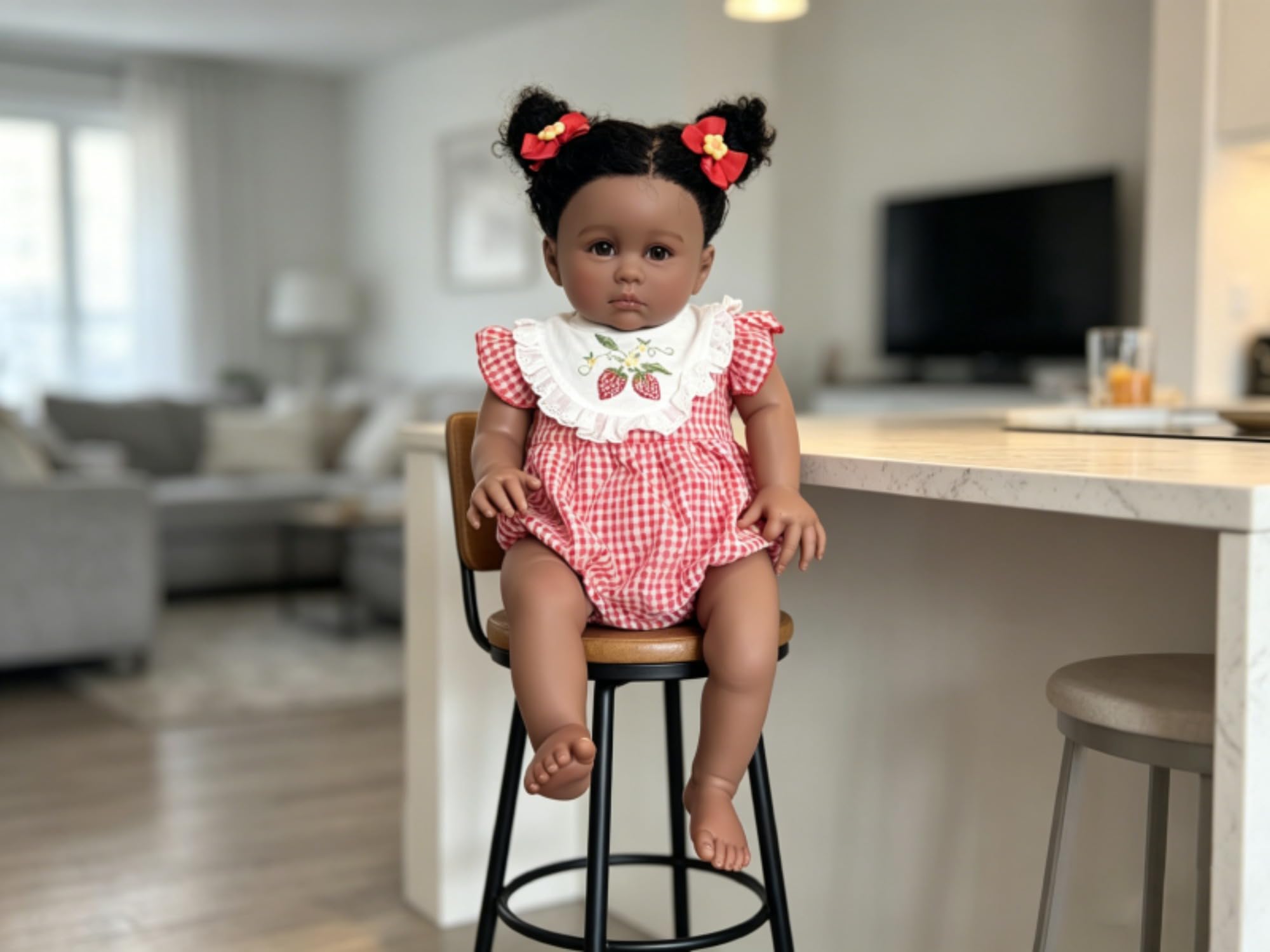Lonian Real Lifelike Reborn Baby Girl Doll 24 Zoll dunkle Haut offene Augen weiche Baumwolle Körper handgefertigt Kleinkind Puppe für Kinder Spielen Sammlung