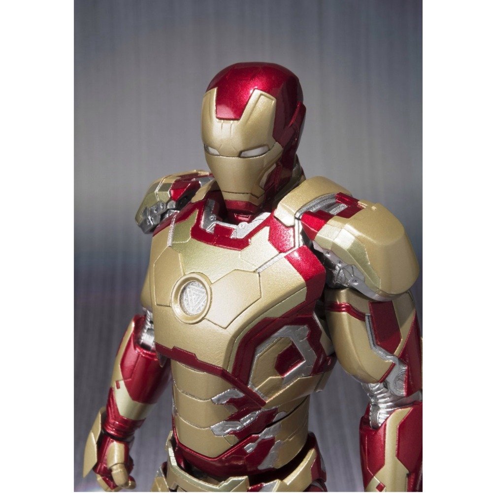 Amazon.co.jp: TAMASHII NATIONS S.H.フィギュアーツ アイアンマン
