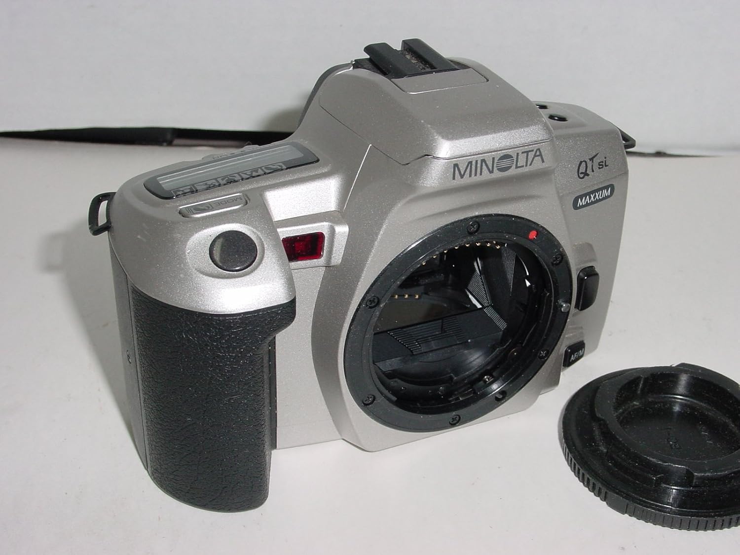 Minolta Maxxum Qt Si Camera