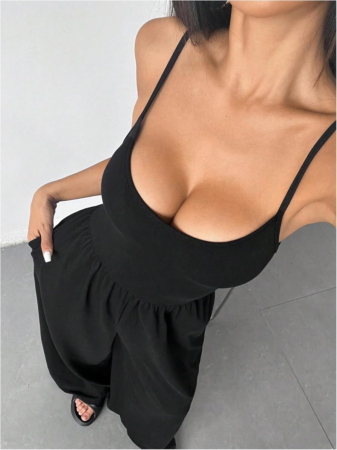 Floerns Women's Summer Jumpsuit Spaghetti Strap One Piece Outfit Wide Leg Baggy Pants Romper - Image 4