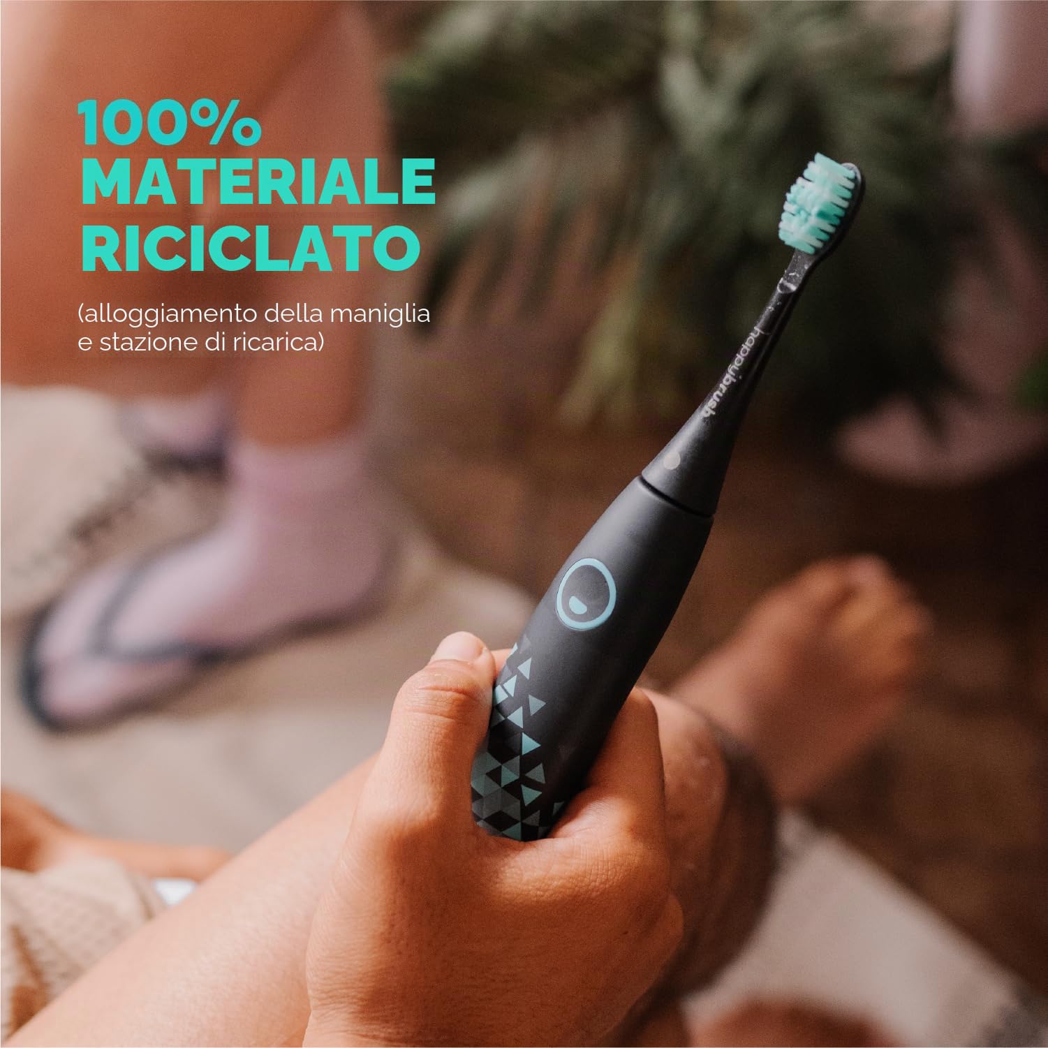 happybrush® Spazzolino elettrico sonico Eco VIBE 3 - Spazzolino sostenibile con batteria ricaricabile che dura 6 settimane, con 3 testine di ricambio e dentifricio - Nero/Menta