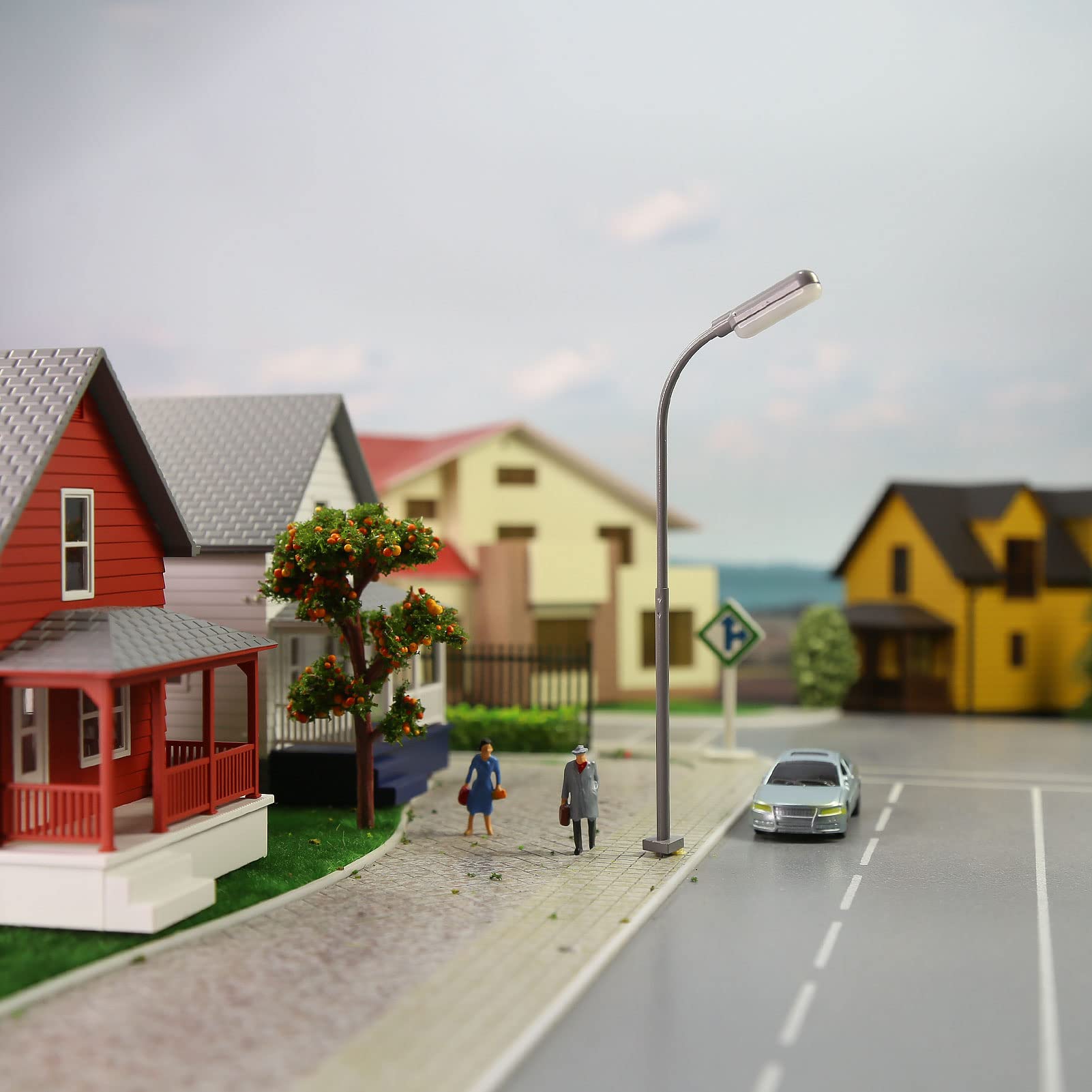 5PZ LAMPADARIO MODELLO Ferroviario Scala 1:50 Lampioni Stradali Bianchi