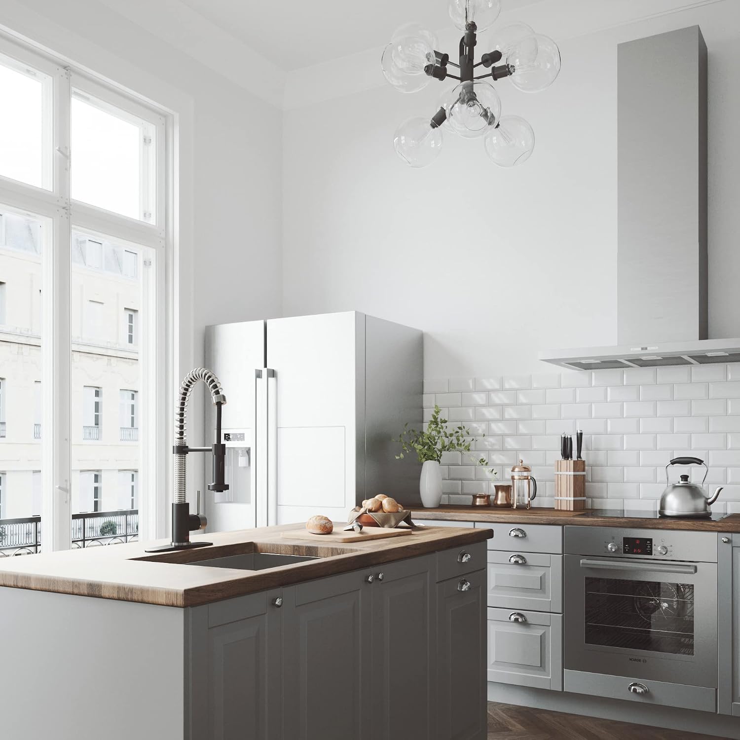 VIGO VG02001STMBK1 19" H Edison Single-Handle with Pull-Down Sprayer Kitchen Faucet with Deck Plate in Stainless Steel/Matte Black