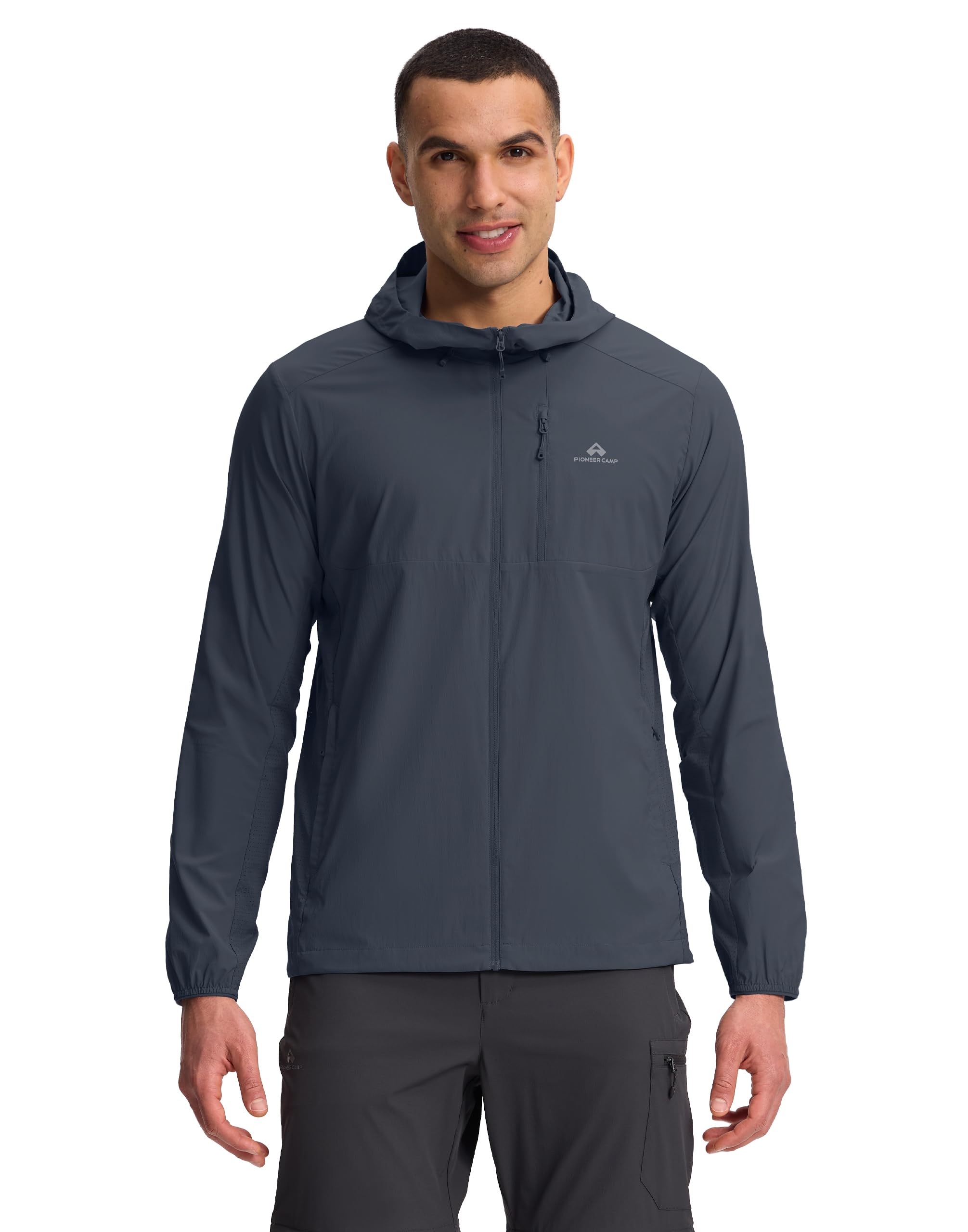 Pioneer Camp Laufjacke Herren Sommer Leichte Atmungsaktiv UV Sonnenschutz Jacke UPF 100+ Wasserabweisend Sun Running-Jacken mit Kapuze und Mehrere Taschen für Wandern Radfahren Reisen