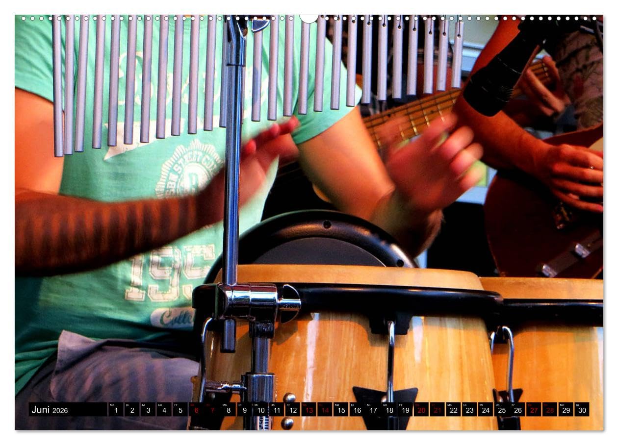 Percussion - Rhythmus im Blut (hochwertiger Premium Wandkalender 2026 DIN A2 quer), Kunstdruck in Hochglanz: Atmosphärische Bilder verschiedener ... und Schlaginstrumente (CALVENDO Kunst)