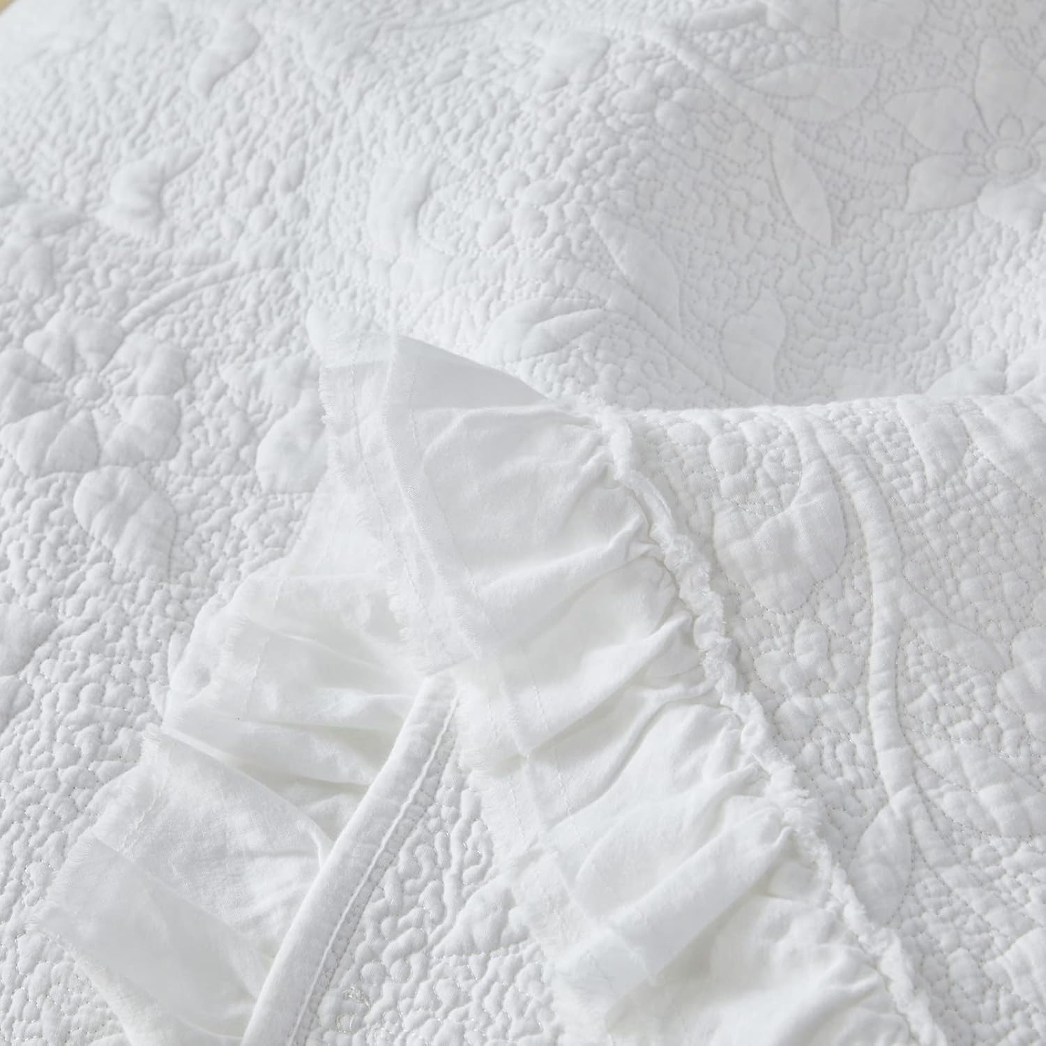 Brandream White Quilt Set Cotton Queen Size Shabby Chic Cottagecore Bedding Matelasse Coverlet Set Ruffle Bedspreads 3-Piece - Image 9