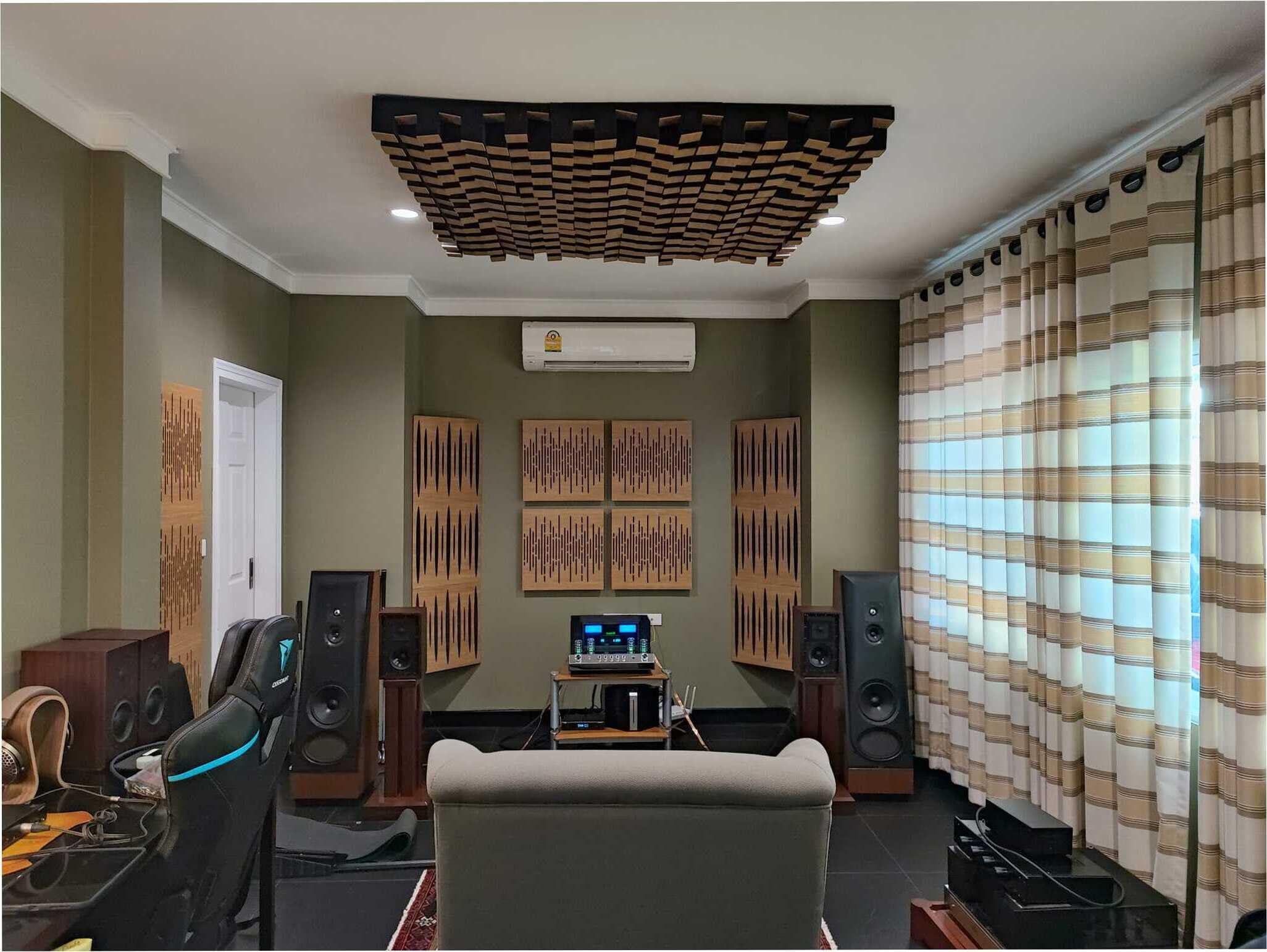 Set di 2 diffusori acustici | Diffusione e assorbimento sonora 2D | 50x50 cm | Pannelli artistici da parete | Controllo del rumore e riduzione dell'eco | [SIRIUS (150mm) | Wengé]