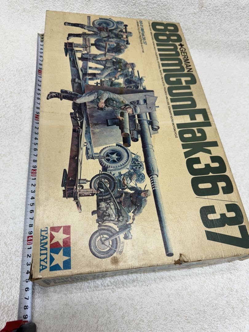 88mm ガンファンク　36/37 Amazon.com: Tamiya Models German 88mm Gun Flak 36.37 Model
