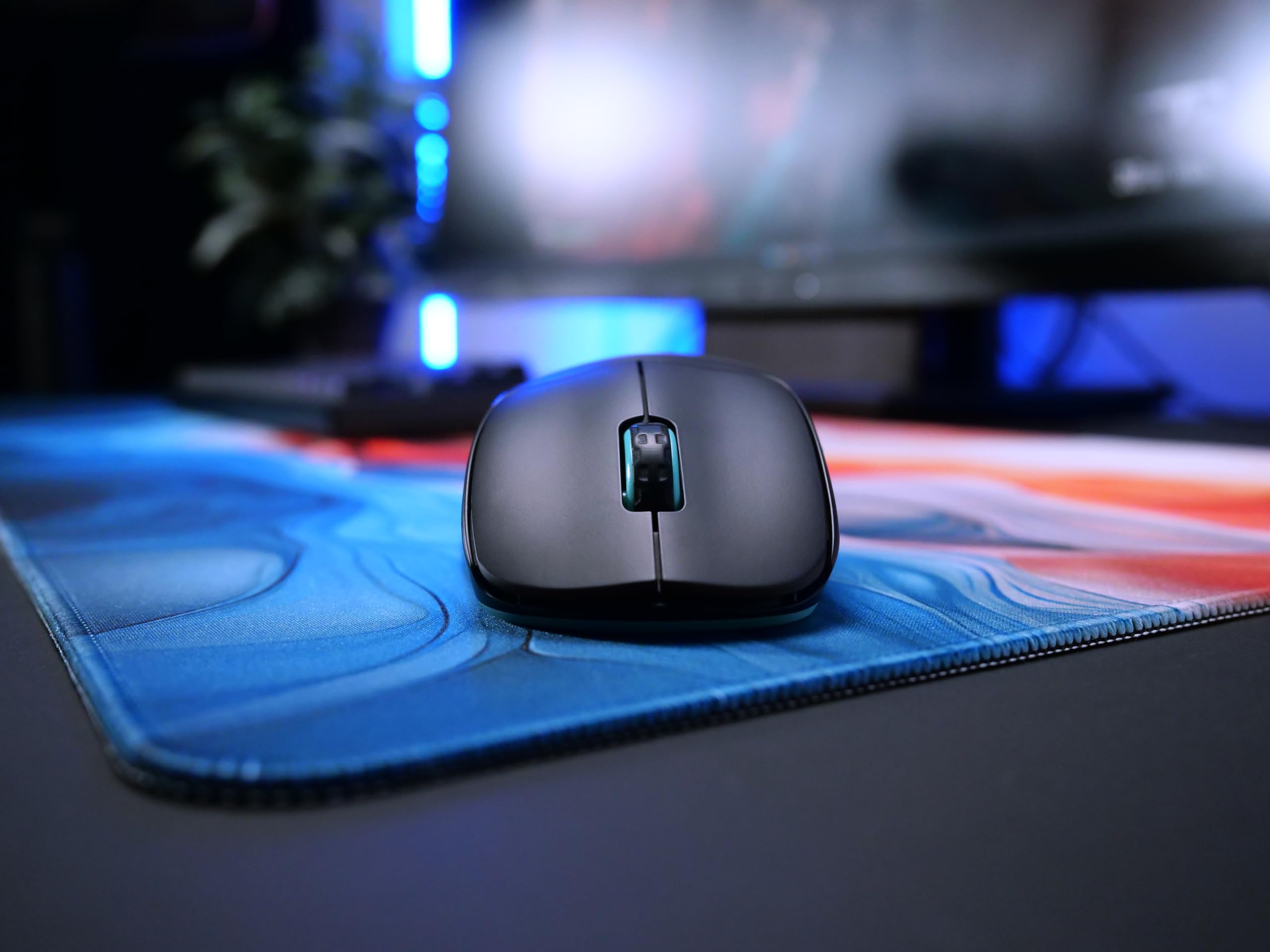 CHERRY XTRFY M64 Wireless, Ultraleichte Kabellose Gaming-Maus, 2,4 GHz Funk, Optimiert für esports, Ergonomische Form mit Besonders Niedriger Front, Schwarz