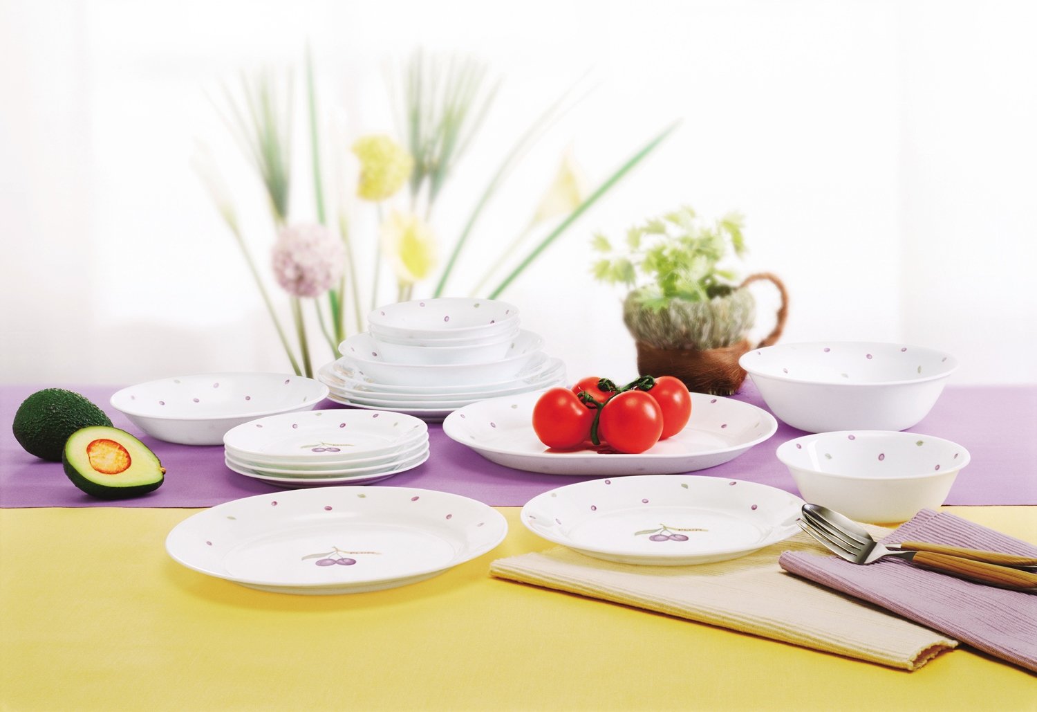 未使用 コレール 特選 ファミリーセット 26点 プレート 皿 カップ