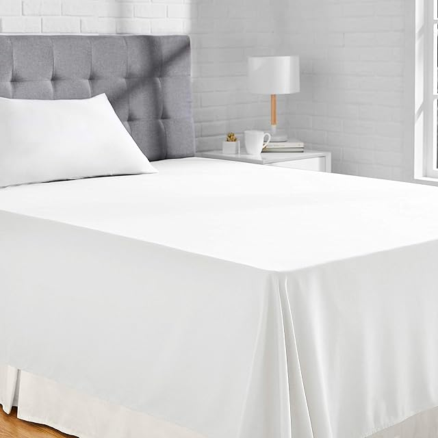 Amazon Basics Microfiber Flat Sheet, 230 x 260 cm - White