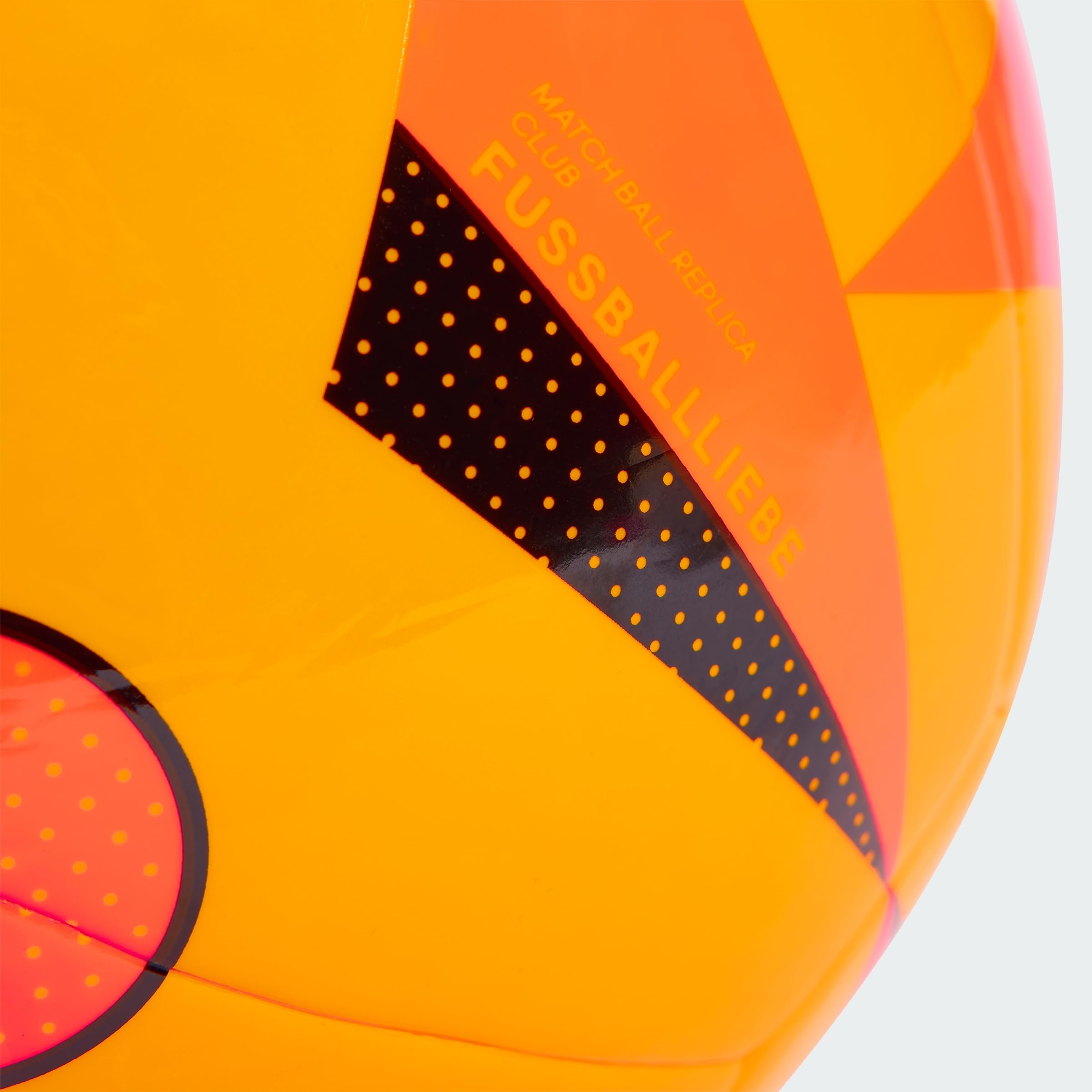 Adidas Performance Fussballliebe Club Ballon d'entraînement Euro 2024 sans Sexe