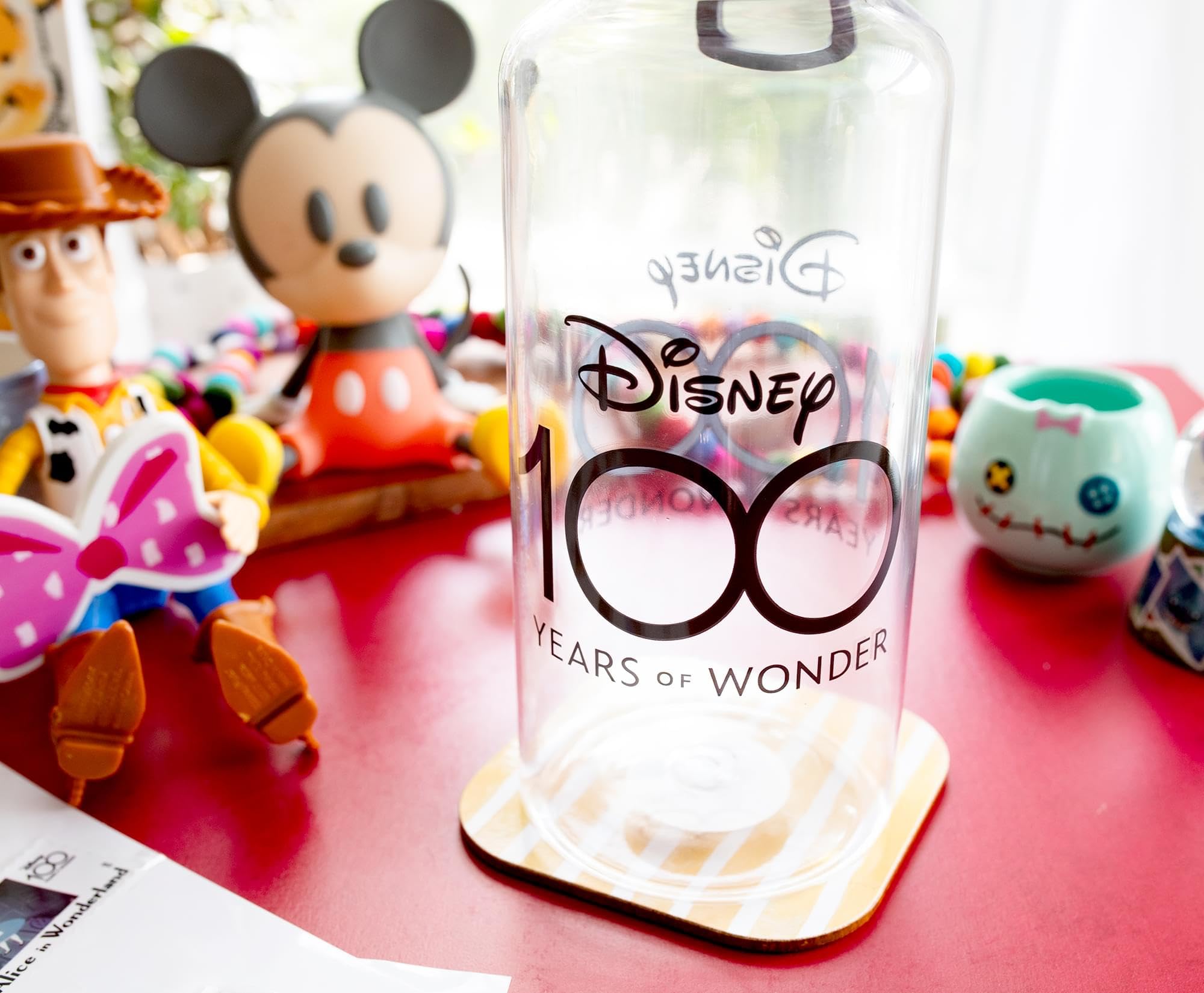 ディズニー100周年ボトル Amazon.com: Disney 100 Years of Wonder Twist Spout Plastic Water