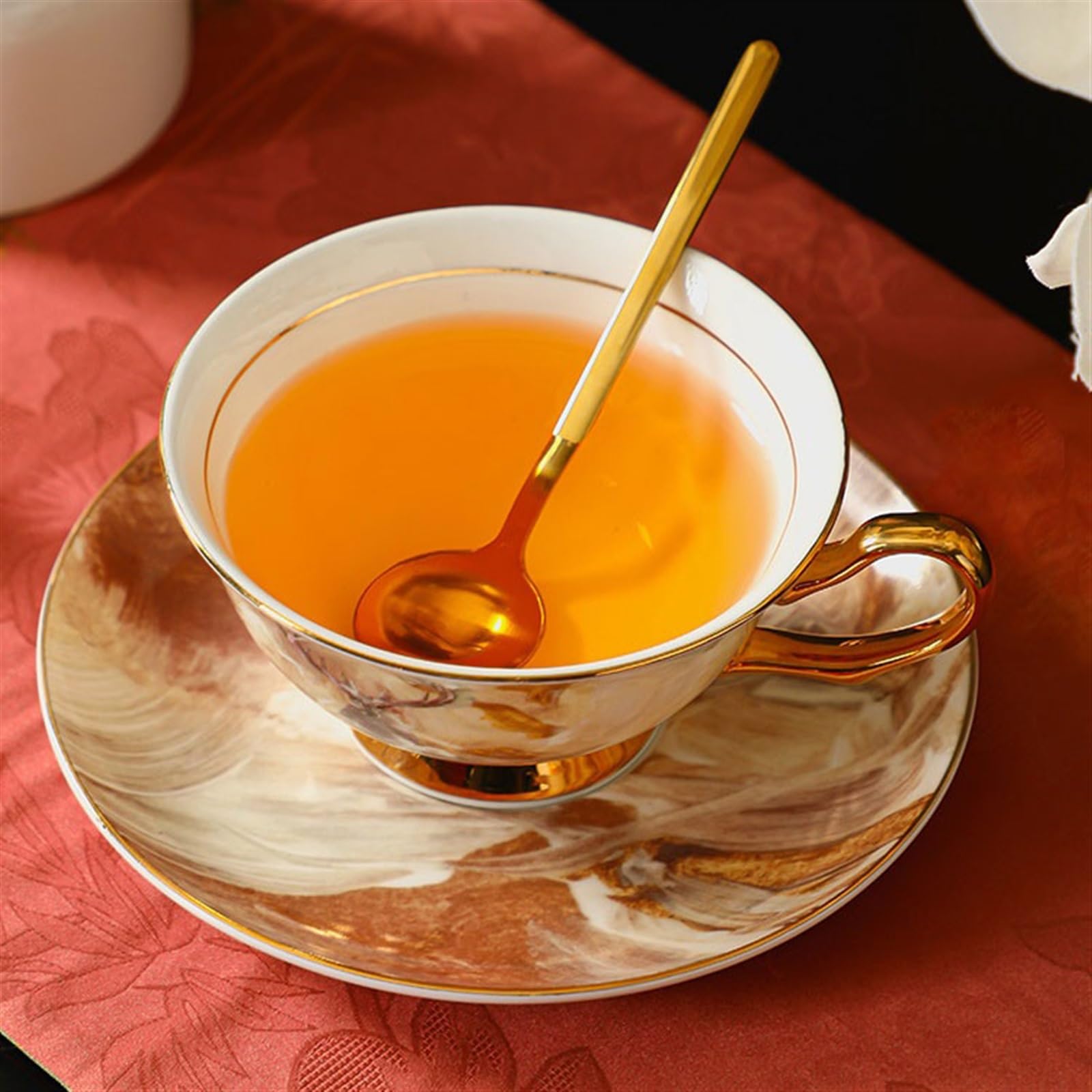 Tasse Tasses Service à thé européen de luxe léger en porcelaine, ensemble tasses café haut gamme rétro, l'après-midi britannique
