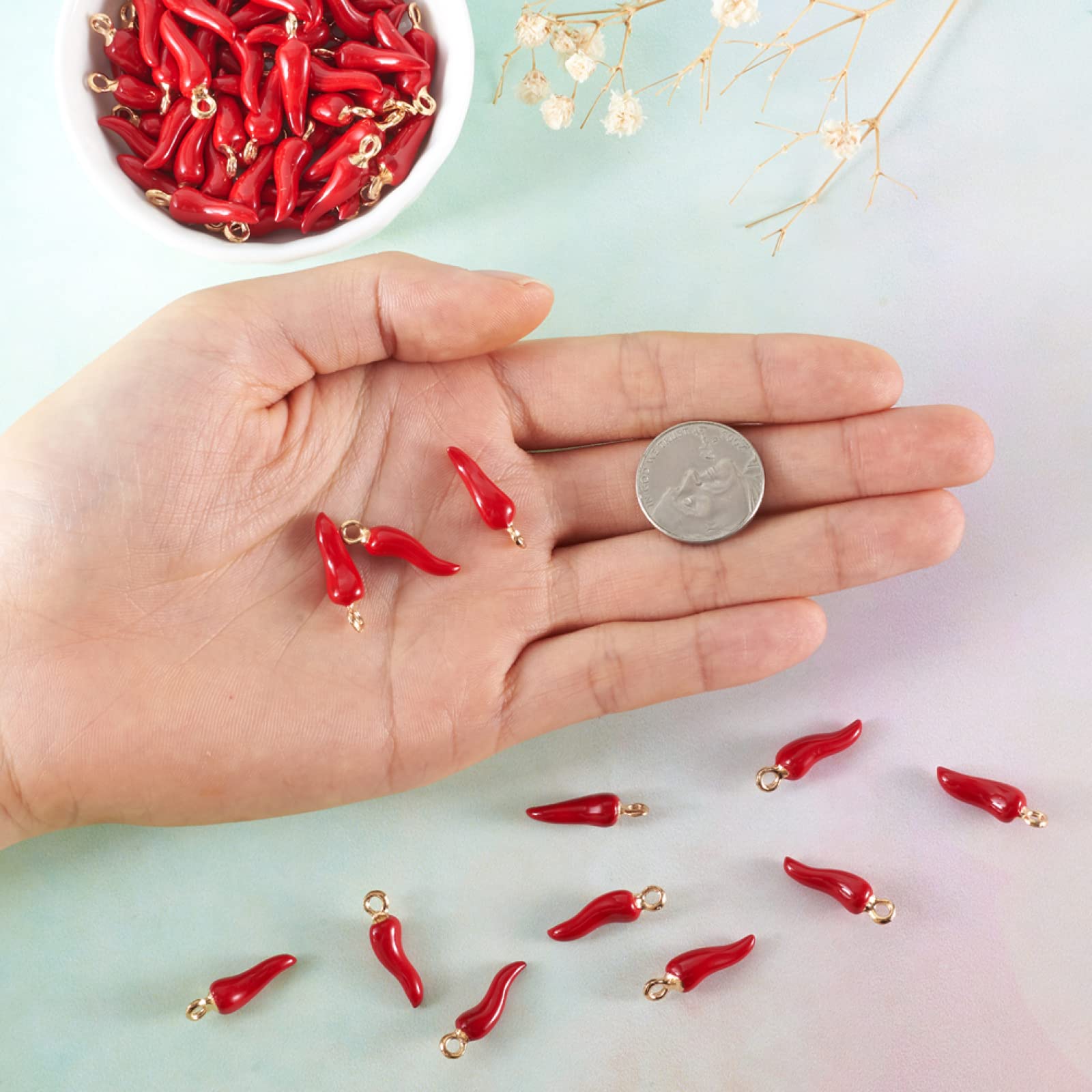 100 ciondoli in lega smaltata a forma di peperoncino rosso, accessori per gioielli, bracciali, orecchini, collane, fai da te, foro: 2 mm