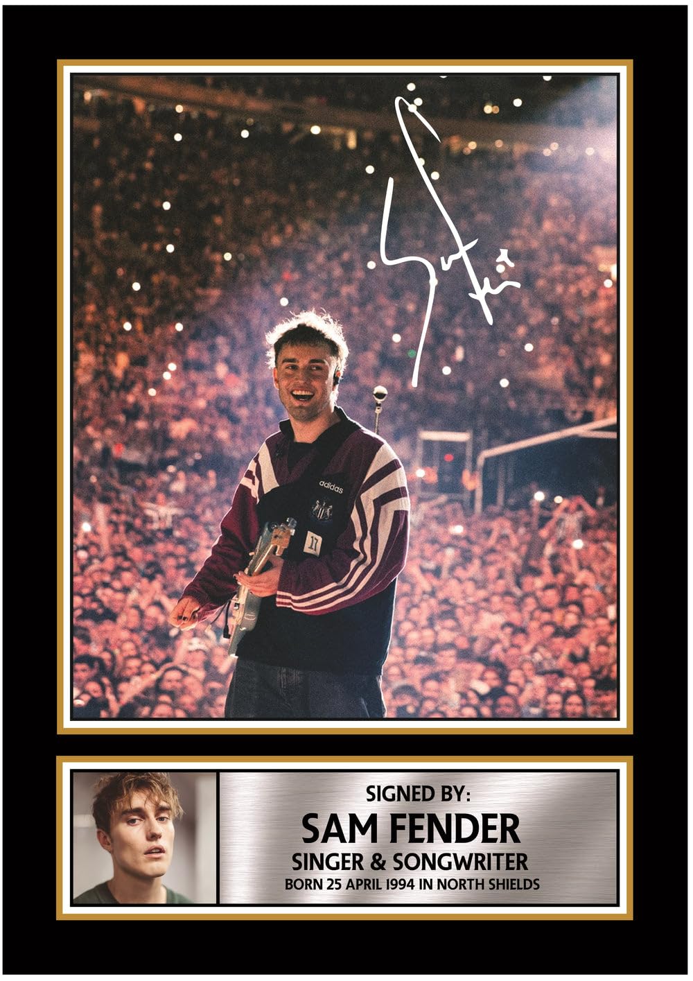 Sam Fender Printed Signed Poster Print – Live Arena Concert Portrait Wall Art – Indie Rock Guitar Performance Music Memorabilia Gift, A3 Poster Print (420x297mm)