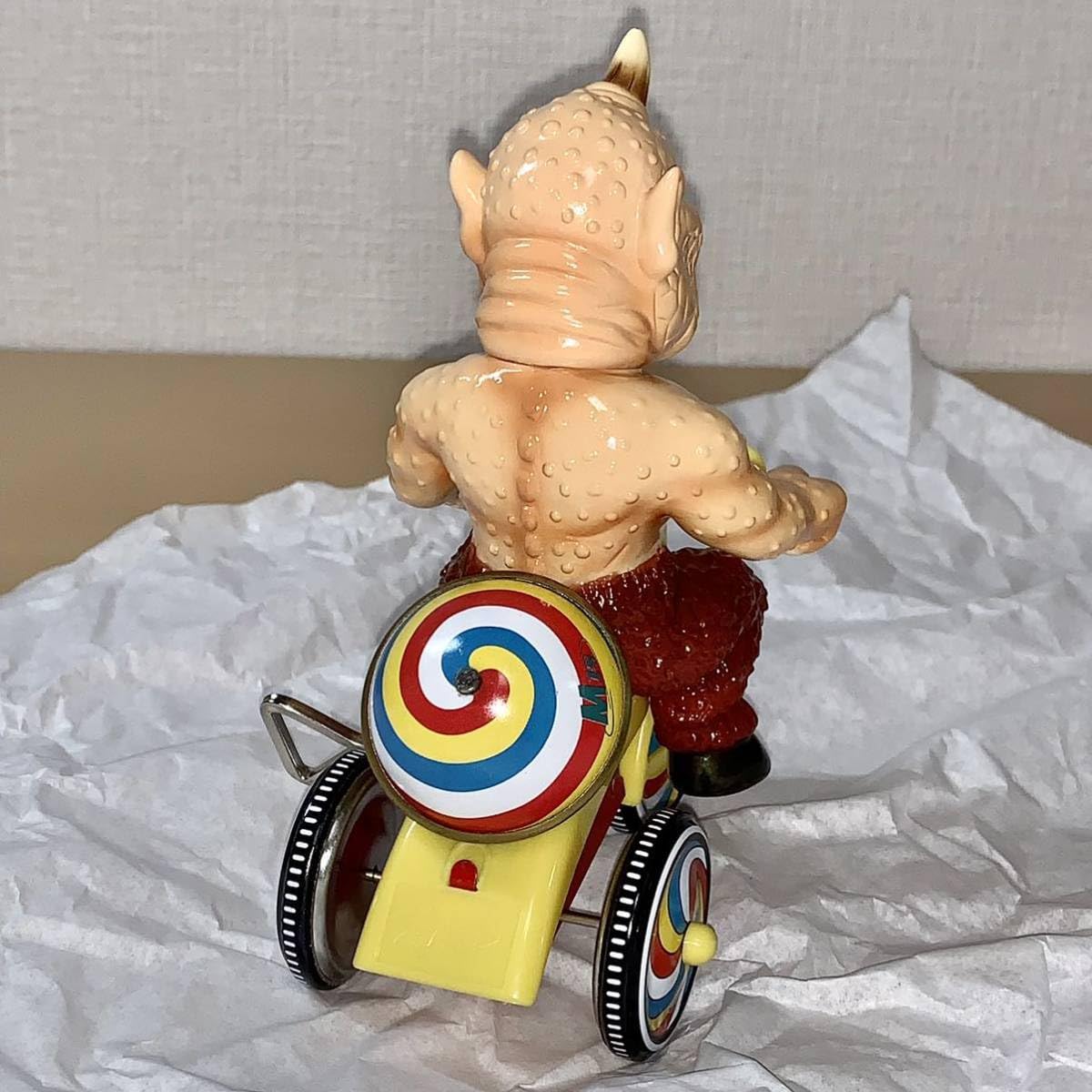 サイクロプス ソフビ : × ISH 三輪車 フィギュア M1号 CYCLOPS | X-MEN