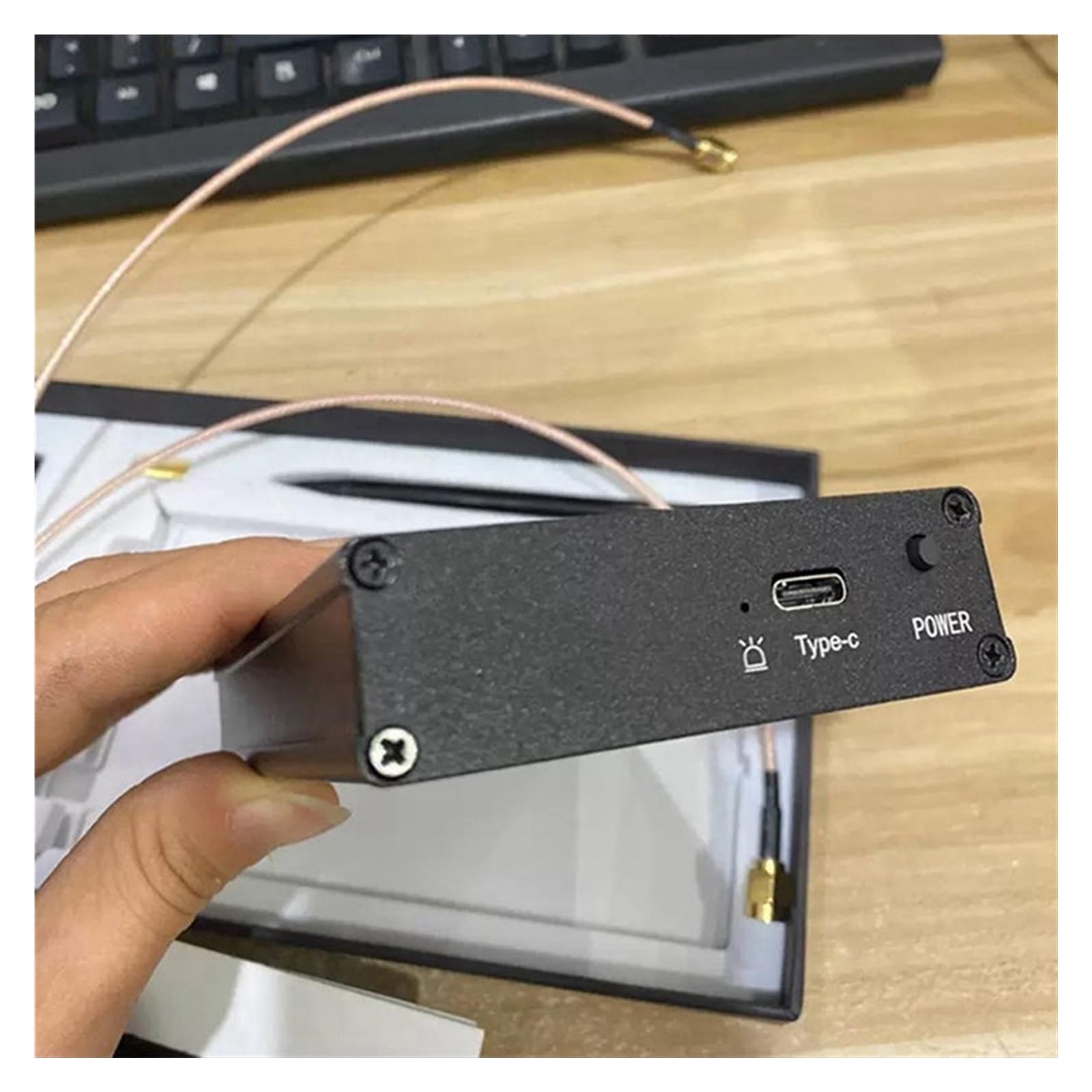 Analizator Widma SA6 6G + Zestaw Antenowy HT6 Ulepszony 2G 3G 4G LTE CDMA DCS GSM GPRS GLONASS Szeroki Zakres Zastosowań