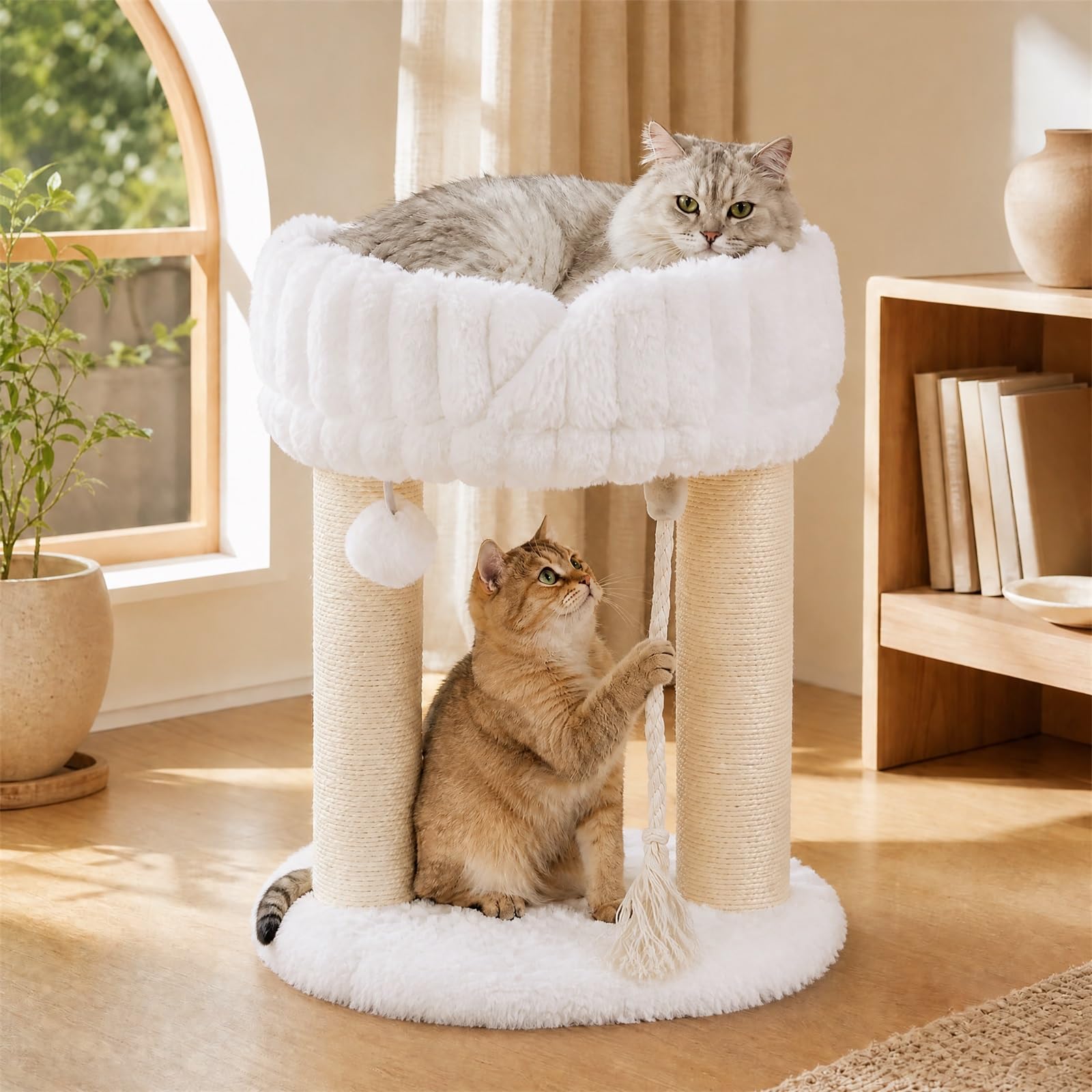 GOPLUS Petit Arbre a Chat à 2 Niveaux, Tour de Jeux pour Chats (Blanc) | Centre d’Activité 40x40x50CM avec Perchoir Rembourré en Peluche, 2 Poteaux Griffoir, Perchoir Doux, Corde et Balle Suspendue