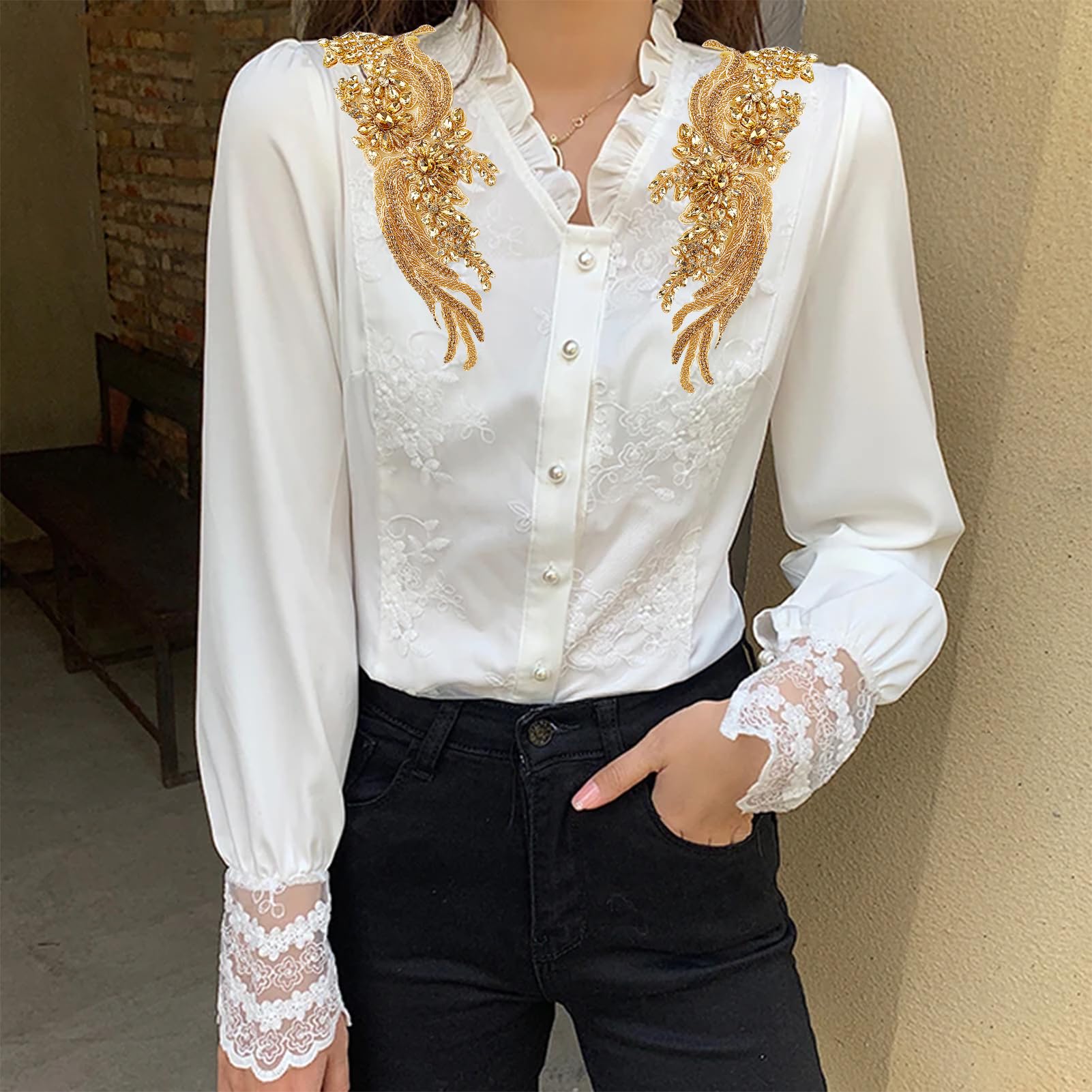 Applique en Dentelle avec Strass Dorés Patchs en Cristal Perlé Appliques Florales Scintillantes à Coudre Patch Doré Fait Main à Coudre pour Robe de Mariée Vêtements Loisirs Créatifs