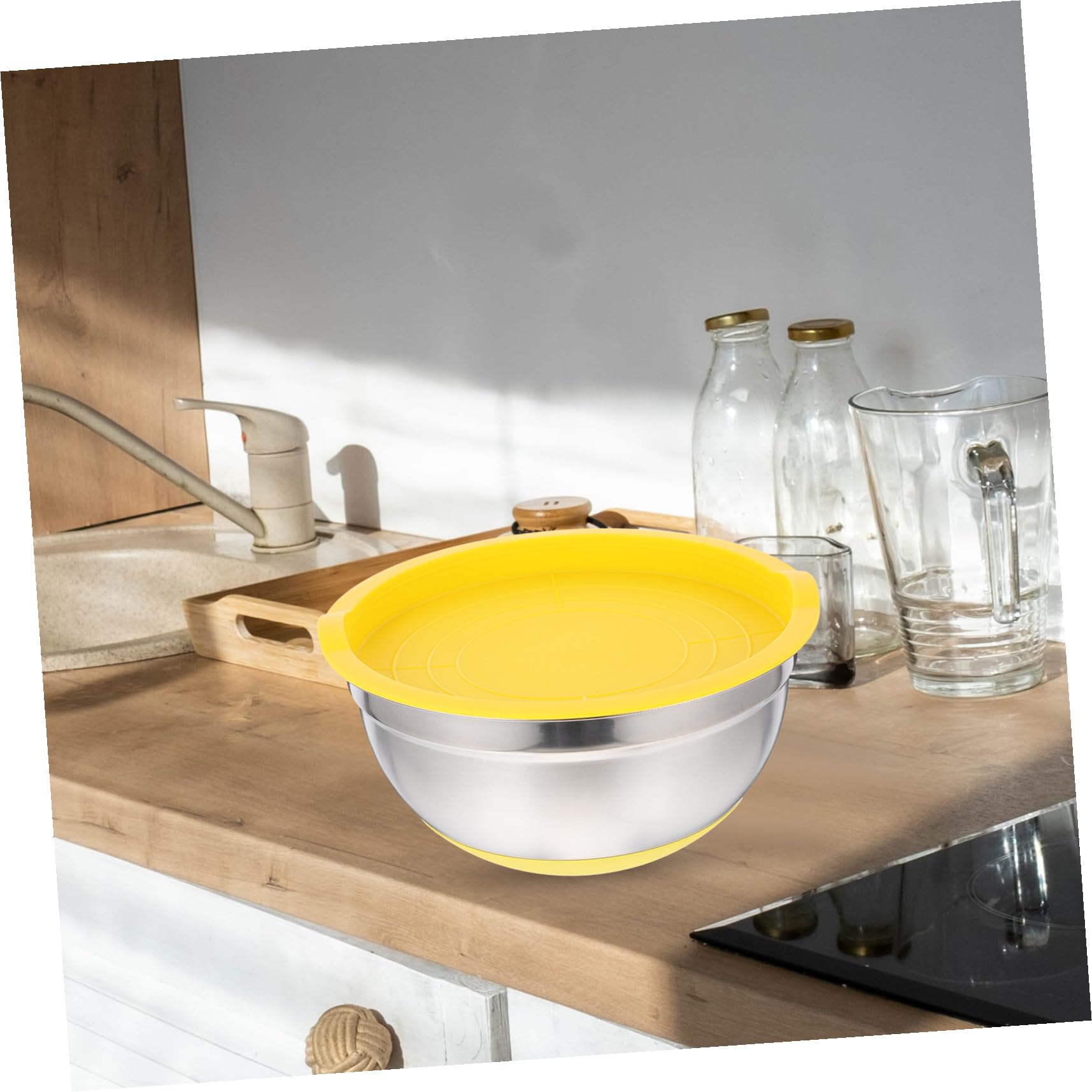 ERINGOGO Bols à Mélanger Couleur Aléatoire Couvercle Plusieurs styles Multifonction Fond en Silicone Antidérapant, Saladier Rond Lot de 4 en Acier Inoxydable Cuisine et Préparation