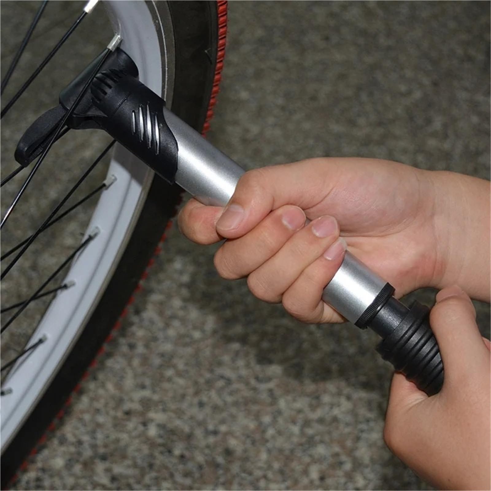 Generico Kit di Attrezzi for Riparazione Bici con Custodia, Toppa for Pneumatici for Pompa E Chiave Esagonale for La Manutenzione del Ciclismo All'aperto su Bici da Strada MTB