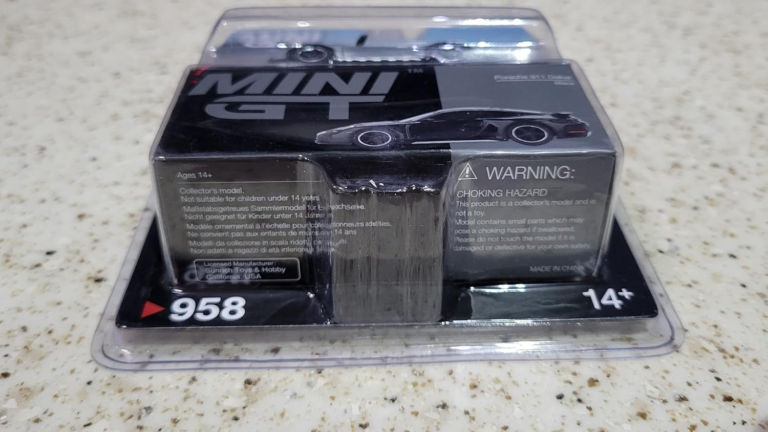 Mini GT Chase Porche 911 Dakar