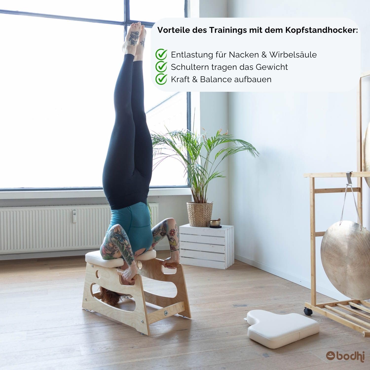 Bodhi Kopfstandhocker| Yoga Hocker aus Holz mit praktischen Griffen | Yogastuhl mit Polster für Umkehrhaltung | inkl Zusatzpolster