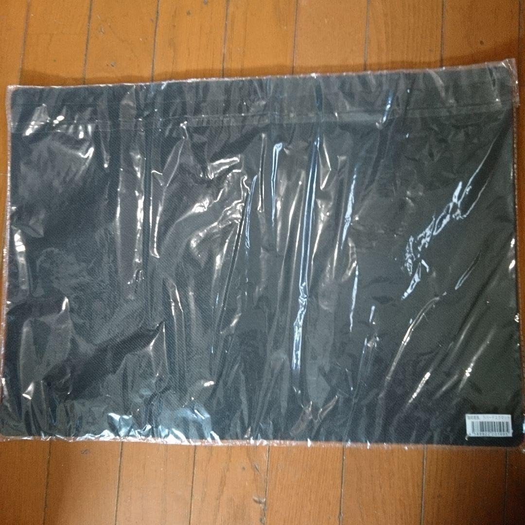 Amazon.co.jp: 珈琲貴族 ラバーデスクマット 白峰莉花 : 文房具