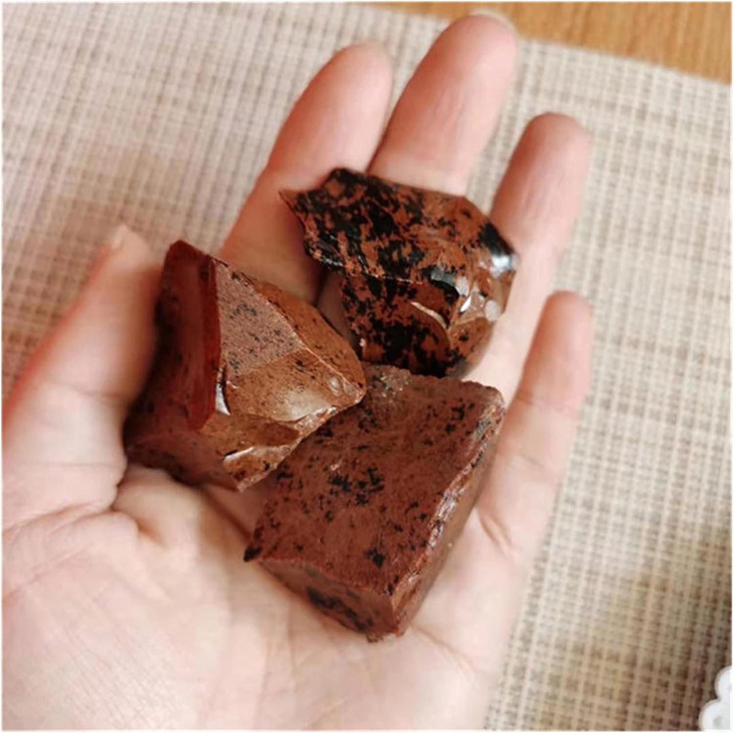 ✳ 極上の氷肌 神秘ラベンダー 糸魚川翡翠勾玉☆鑑定鑑別書付 ⭕️特別