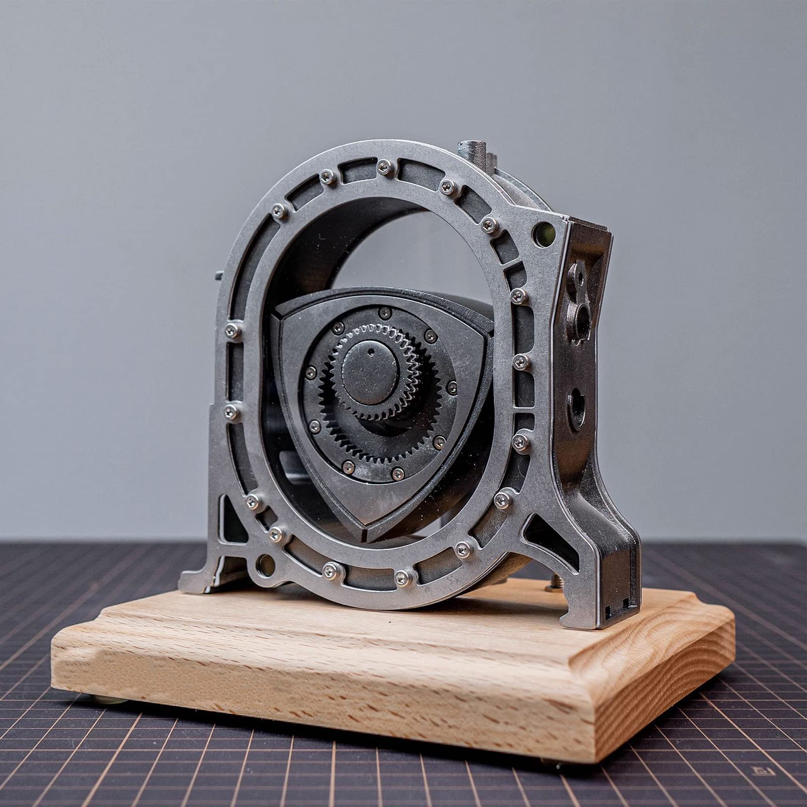Modello di Motore Rotativo da 600 RPM, Modello di Motore Elettrico DIY | Kit Modello di Motore in Metallo, Acciaio Inox e Legno Massello, Modello Didattico per Appassionati di Tecnologia, Adulti e R