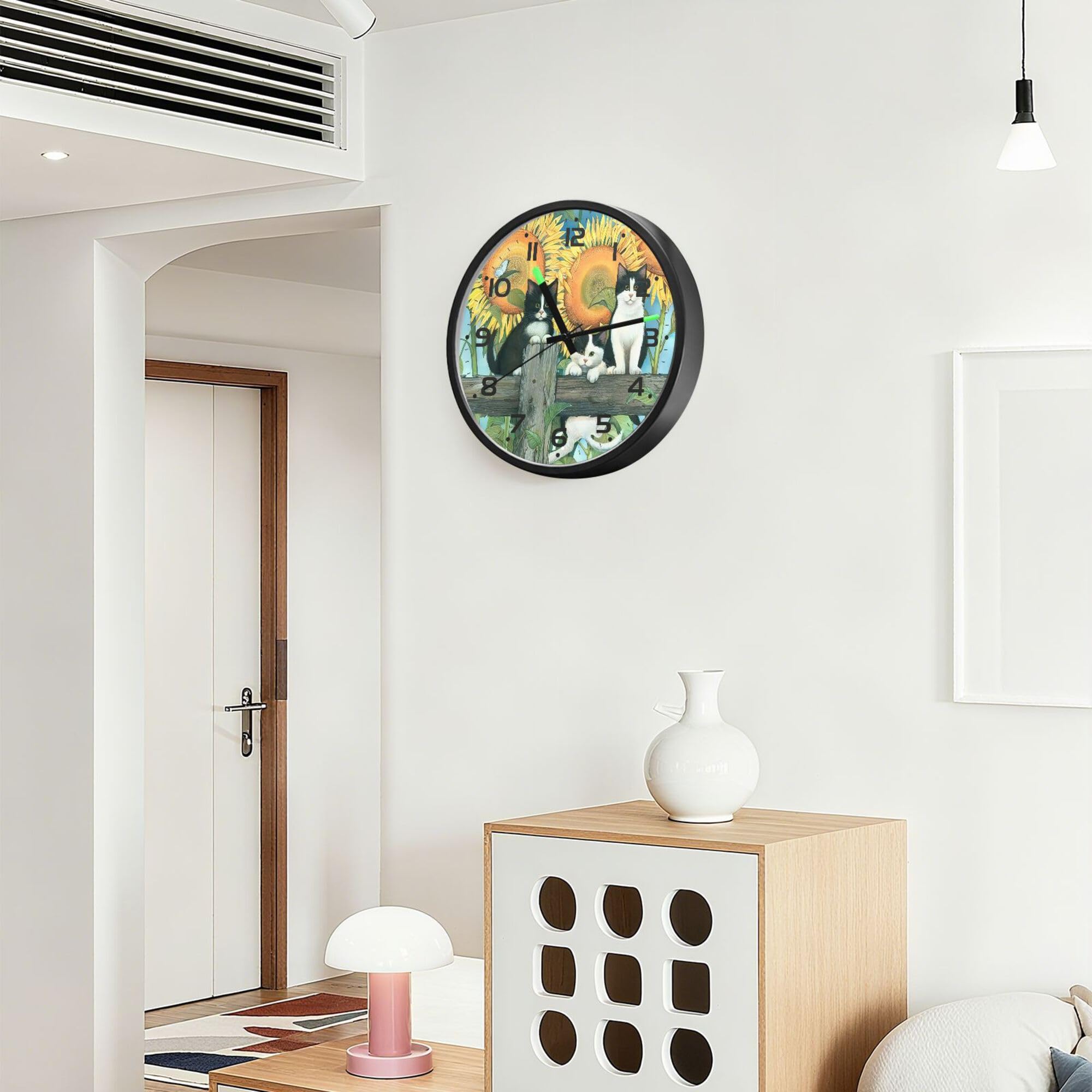 ALAZA Moderno reloj de pared digital redondo de 12 pulgadas, gatos en campo de girasol, silencioso, decorativo, LED, funciona con pilas, para cocina, sala de estar, oficina