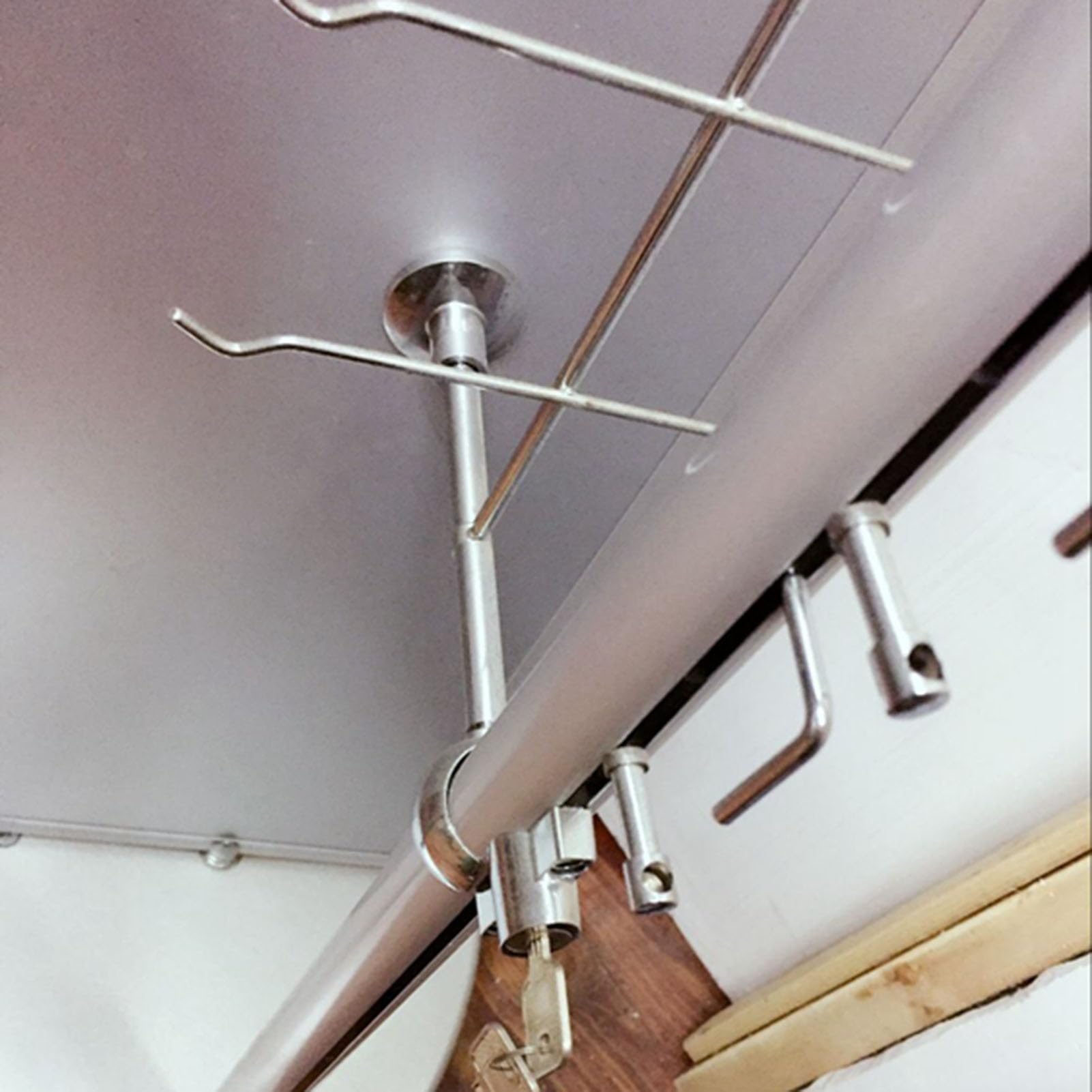 Aluminio Organizador de Almacenamiento de Gafas de Sol con Cerradura Antirrobo, Estante de Pared para Gafas de Lectura