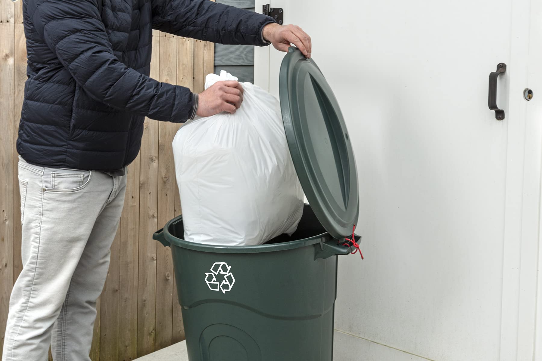 32 Gallon Garbage Can With Lid - Heavy Duty Indoor/Outdoor Trash Bin, Black