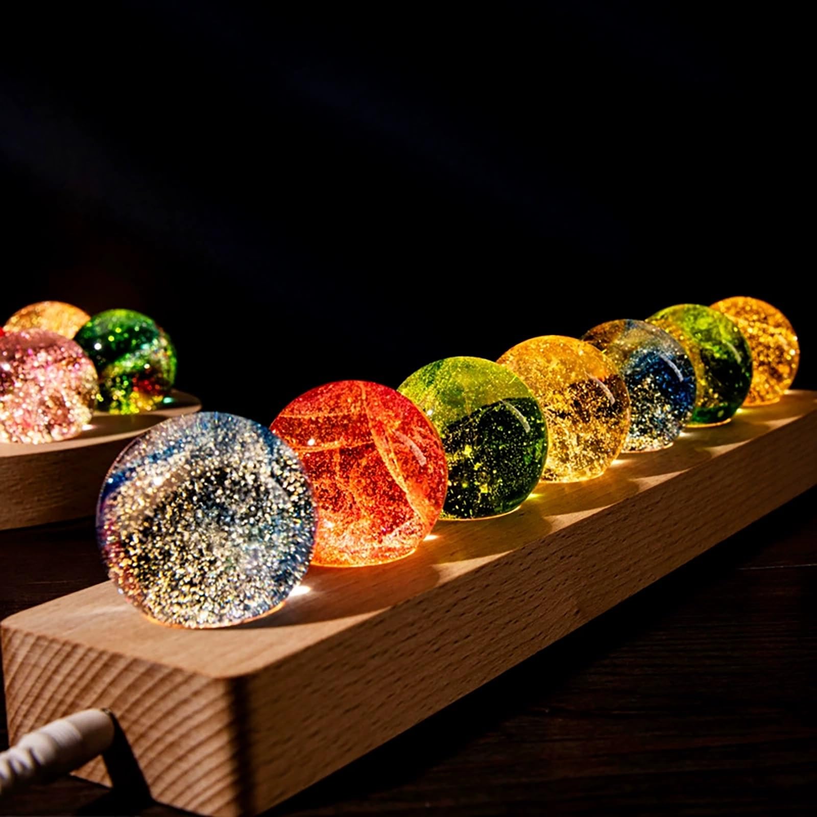 Bola De Cristal Brillante Decorativa con Cuentas De Vidrio Multicolor, Base Iluminada De 7 Estrellas For El Hogar, La Oficina, Regalos De Lujo, Regalo De Cumpleaños(Long Base)