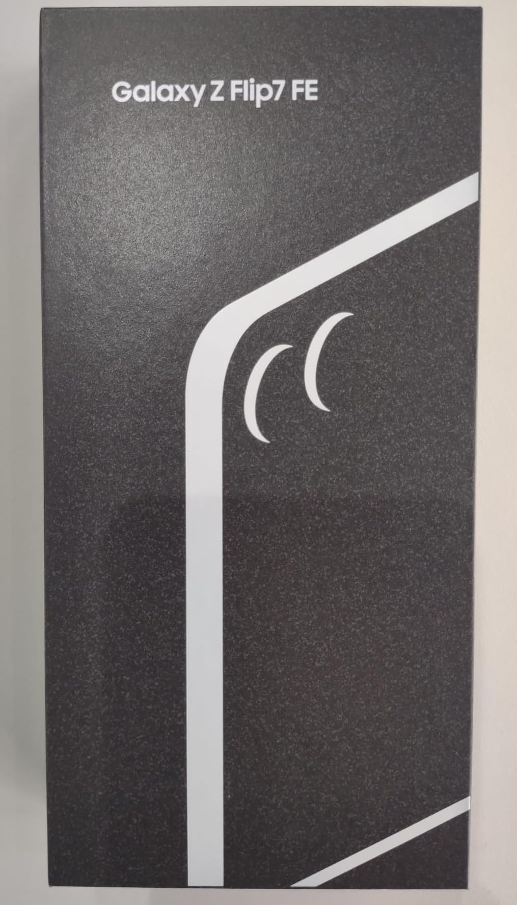 Samsung Galaxy Z Flip7 FE Smartphone