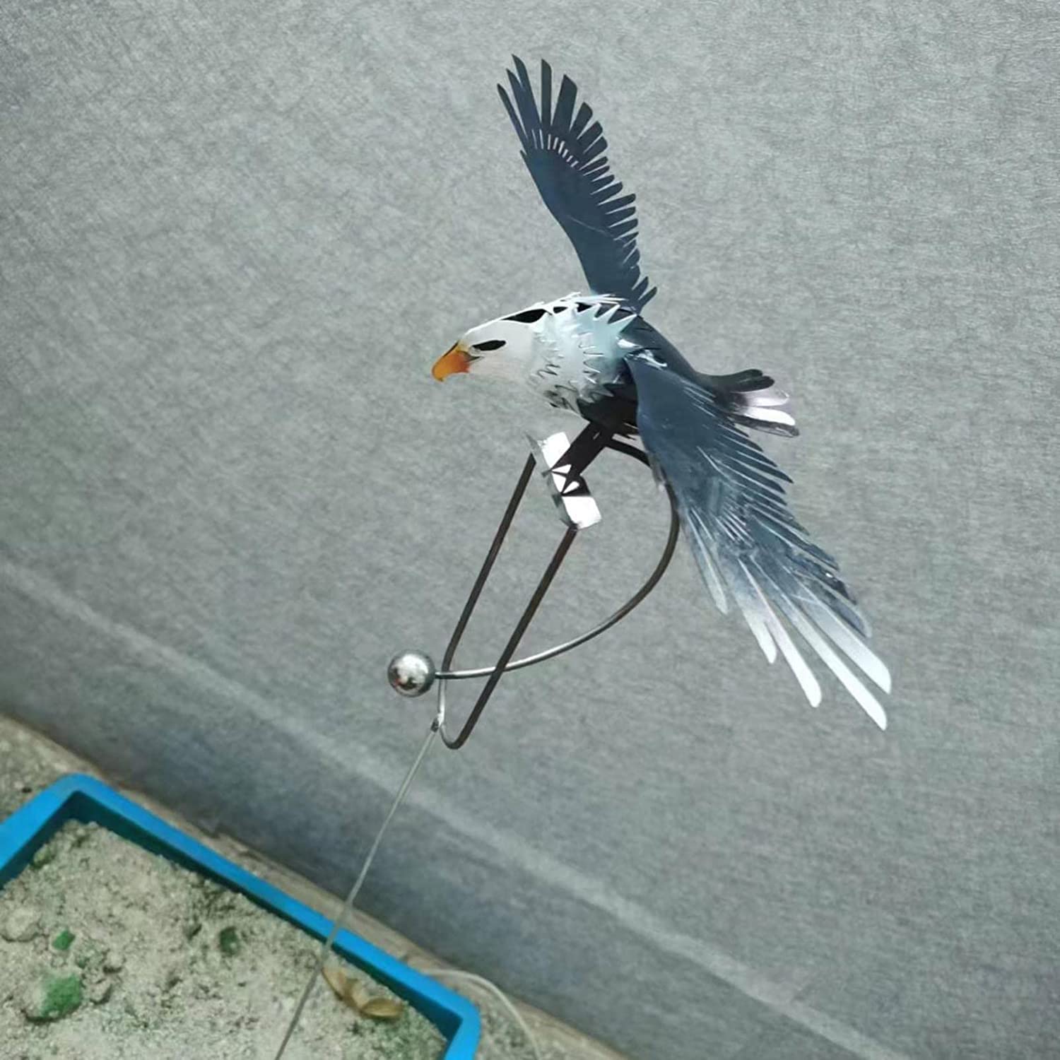Piquet de jardin en forme de chouette volante, chouette cinétique avec ailes battantes, piquets de jardin, imitation oiseau en métal pour extérieur, cour, décoration, décoration (aigle)