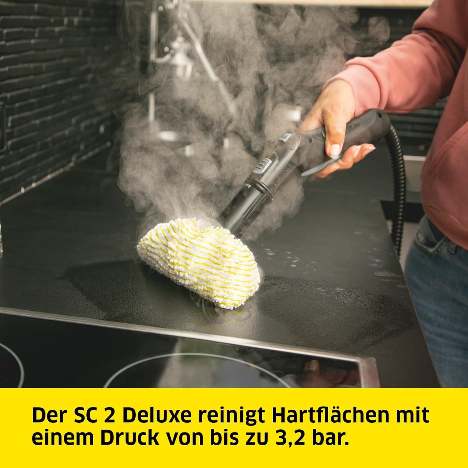 Kärcher Dampfreiniger SC 2 Deluxe, Flächenleistung: ca. 75m², Tank: 1 l, Dampfdruck: max. 3,2 bar, Aufheizzeit: 6,5 min., Heizleistung: 1.500 W, mit Bodenreinigungsset EasyFix und 3 Düsen,Single