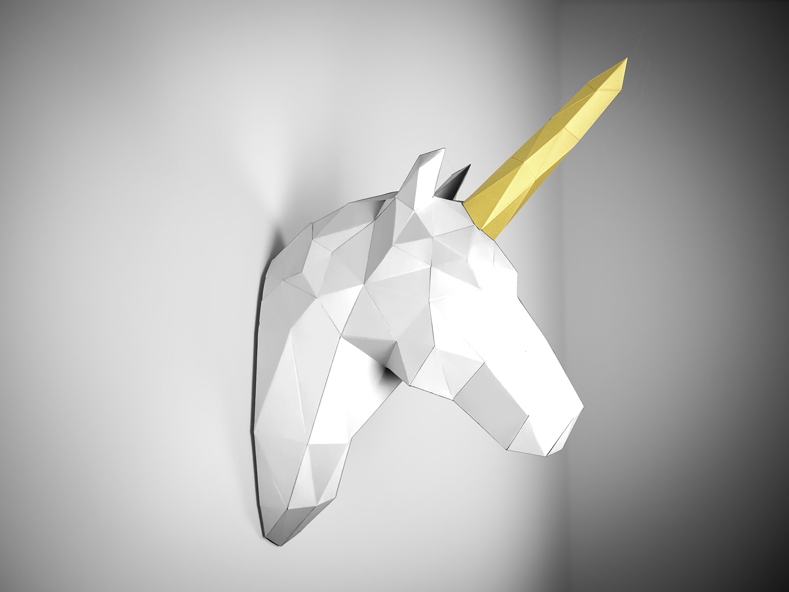 Unicorn White & Gold