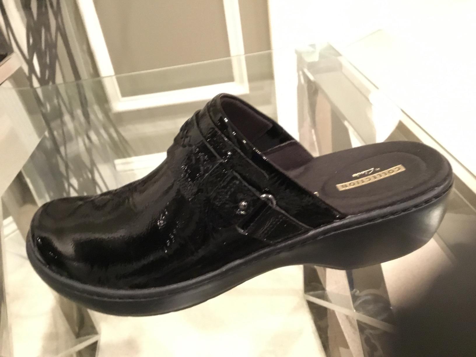 clarks women's delana amber mule