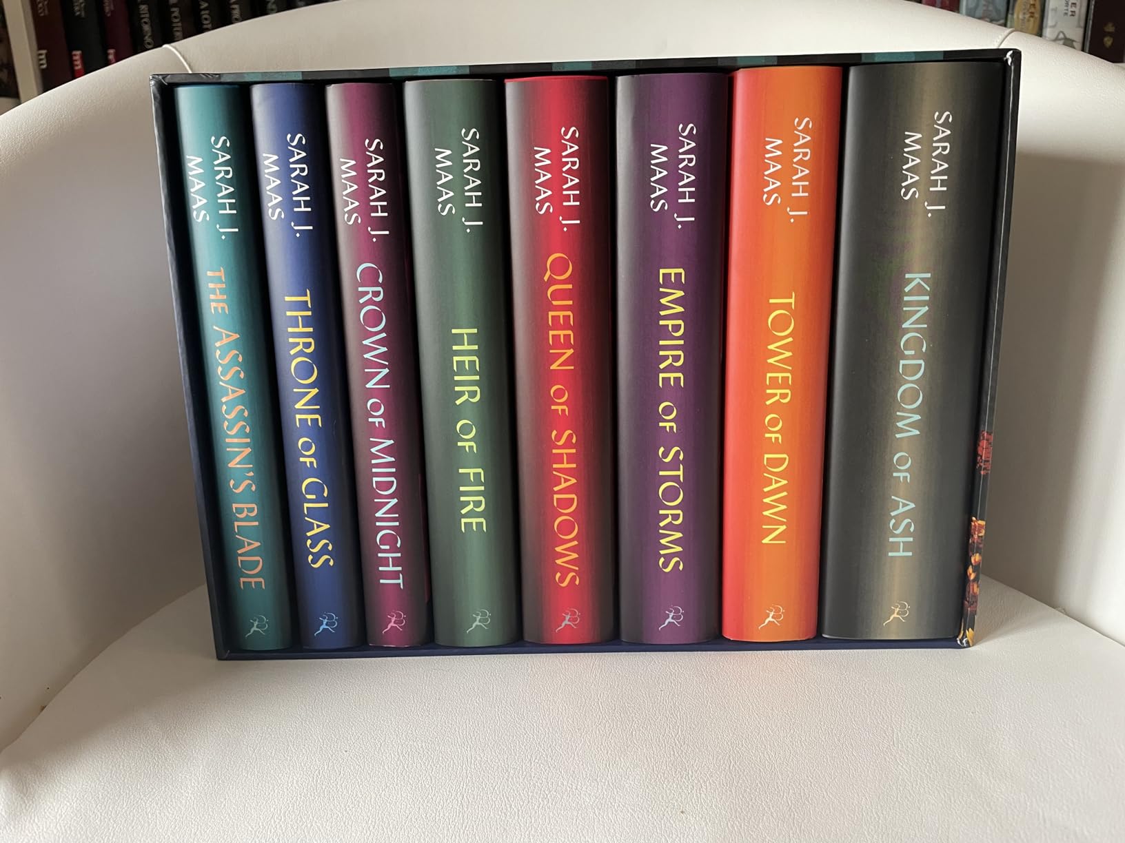 Throne of Glass Box Set (Paperback): Sarah J. Maas: 1-8 : Maas, Sarah J
