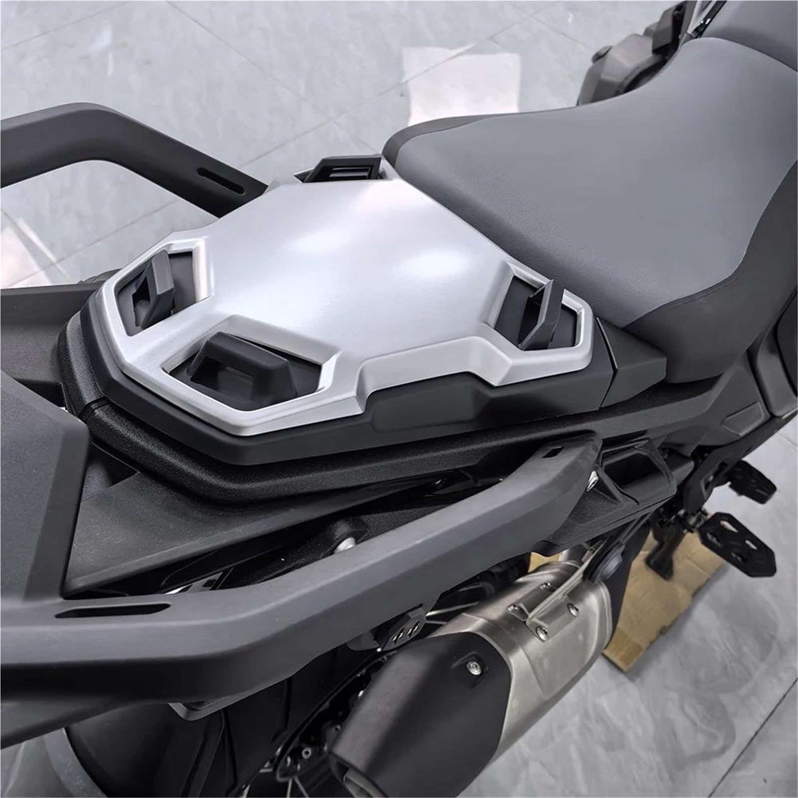Carenatura Sezione Coda Coprisella Posteriore Per Moto (Carenatura) Per BMW R1300GS R1300 GS 2023 2024 2025 Accessorio Copertura Posteriore Per Sella Passeggero(Argento)