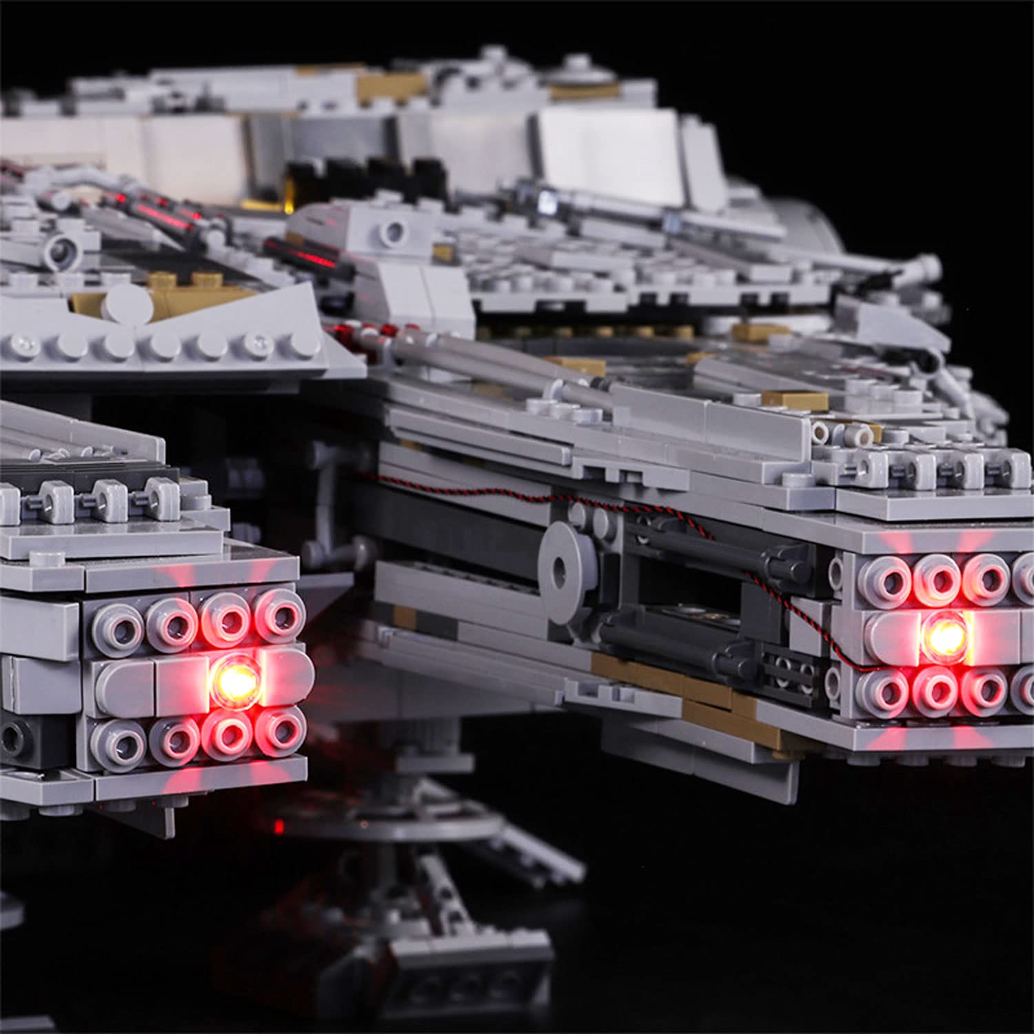 Amazon.co.jp: スターウォーズアルティメットミレニアムファルコン